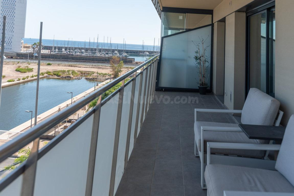Piso de 3 habitaciones, 2 baños, Parking, trastero y Piscina