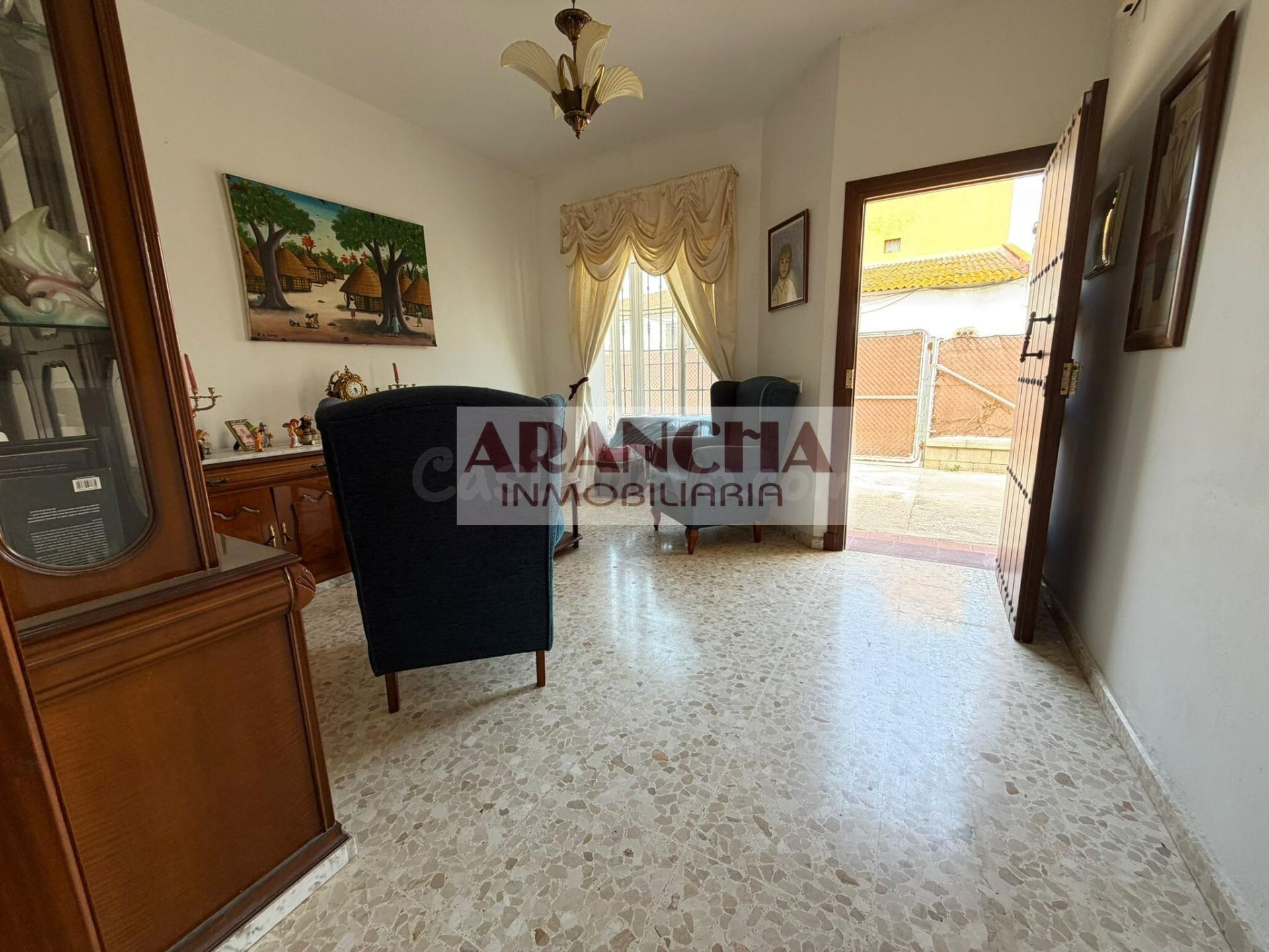 CASA EN VENTA CALLE PRIVADA CERCA DE PLAYA MICAELA, CHIPIONA - foto 4