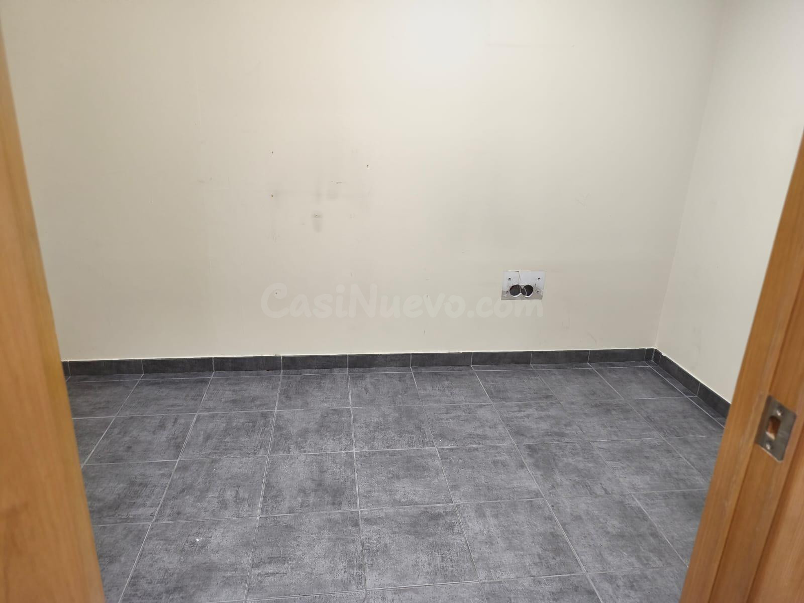 Local comercial céntrico - foto 4