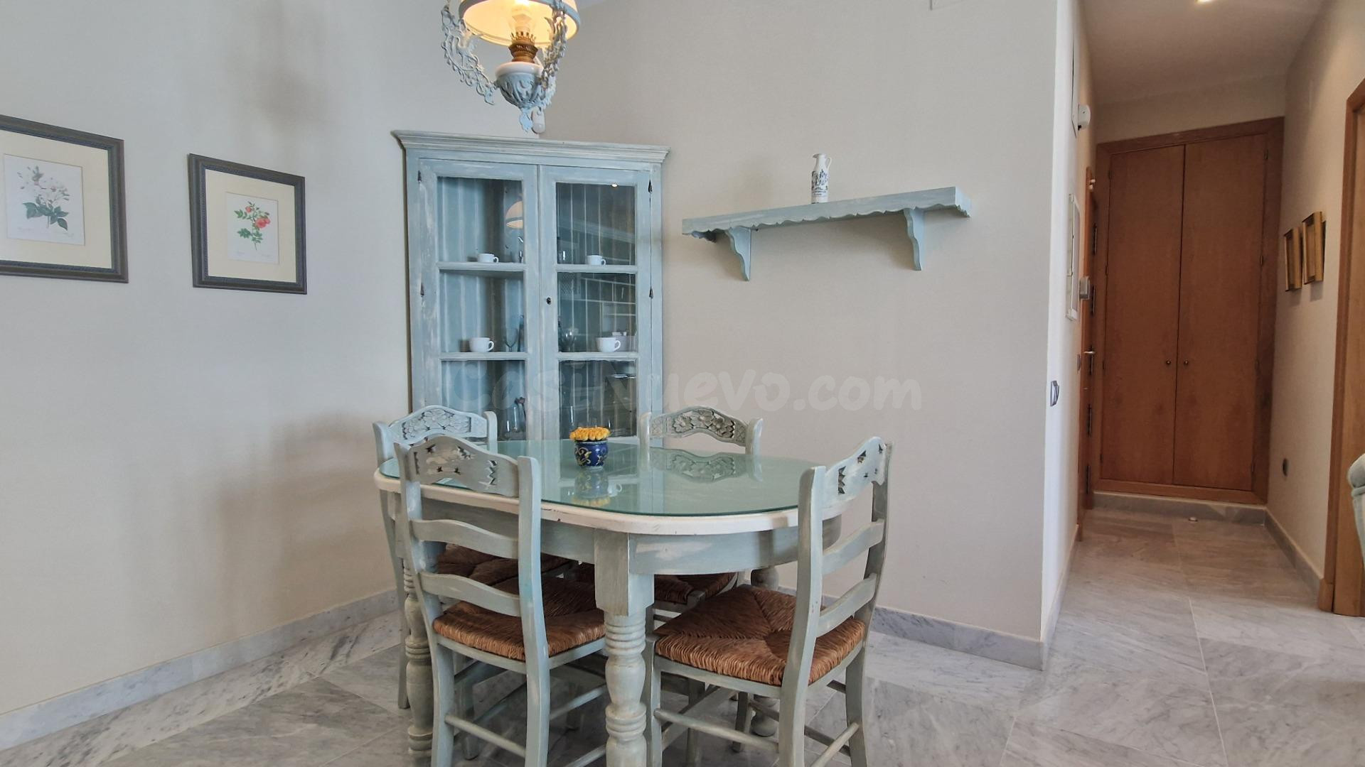 Piso con garaje en alquiler en Residencial Valdespino. - foto 5