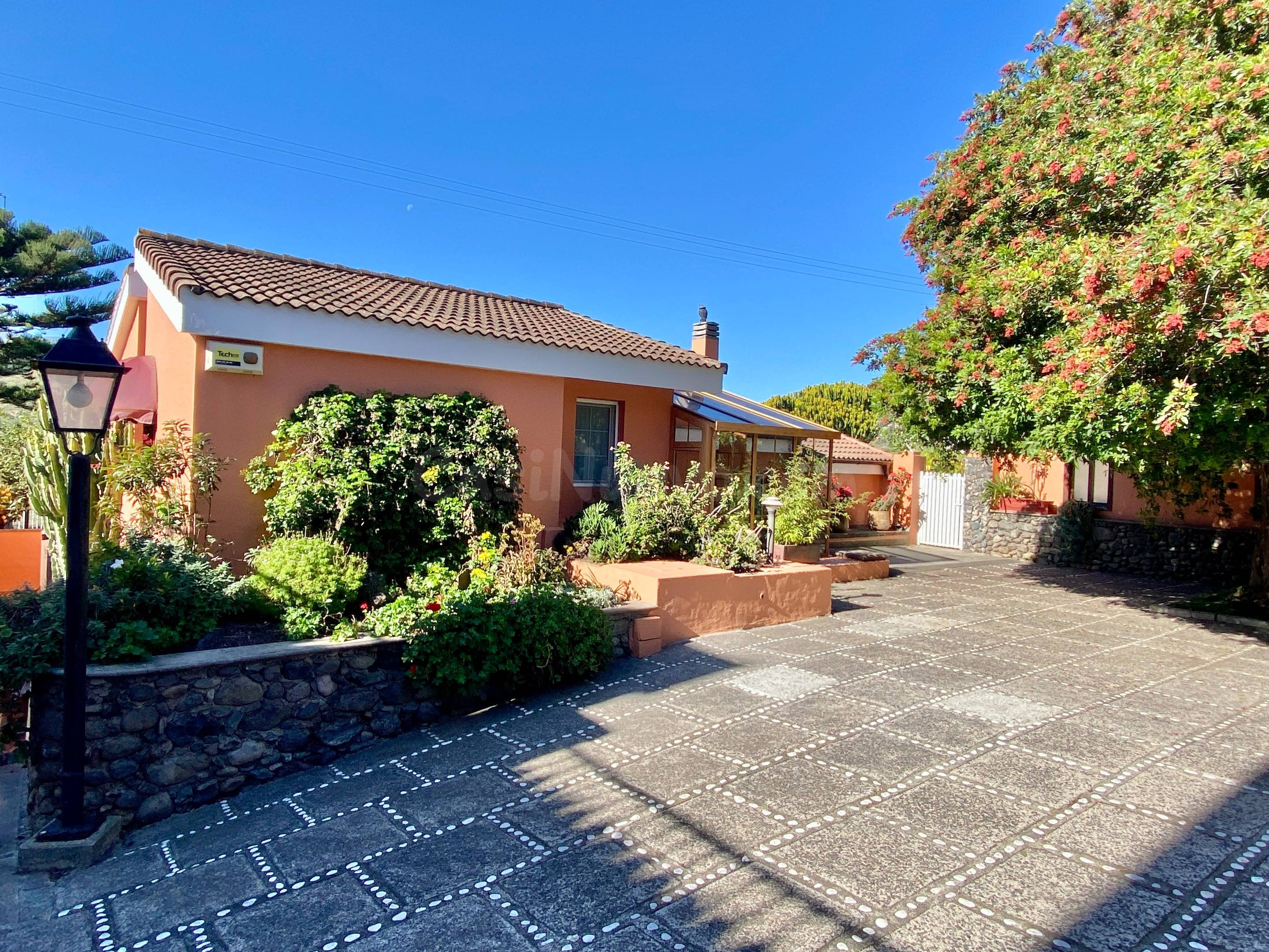 EXCLUSIVO CHALET EN ALQUILER EN LOS HOYOS - foto 4