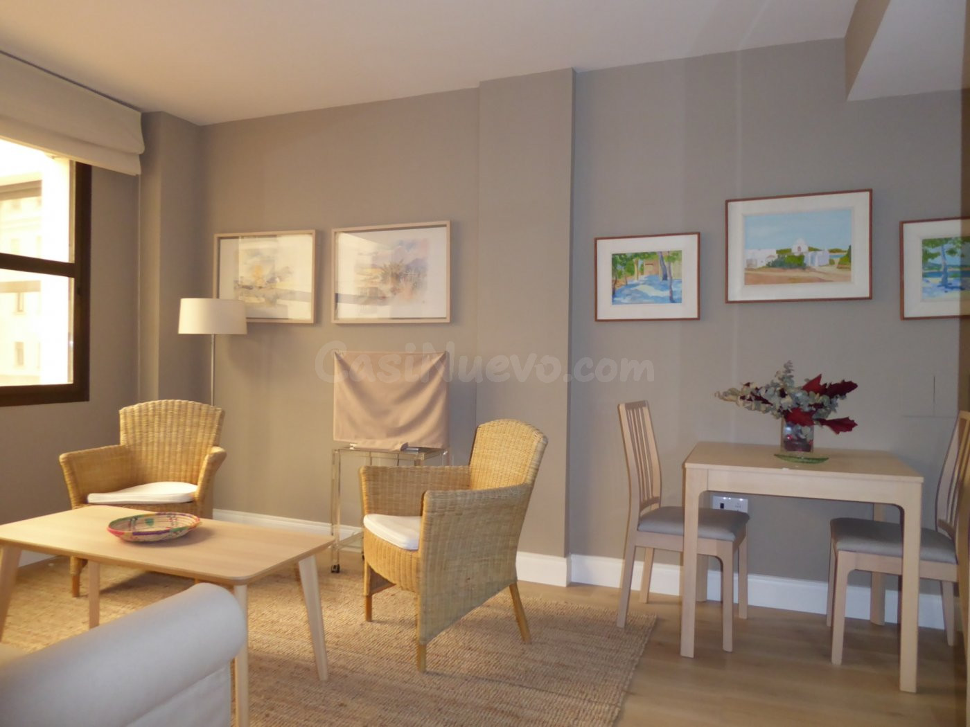 Apartamento reformado de 1 dormitorio con garaje y portero físico en plena Avenida Álvaro Domecq.