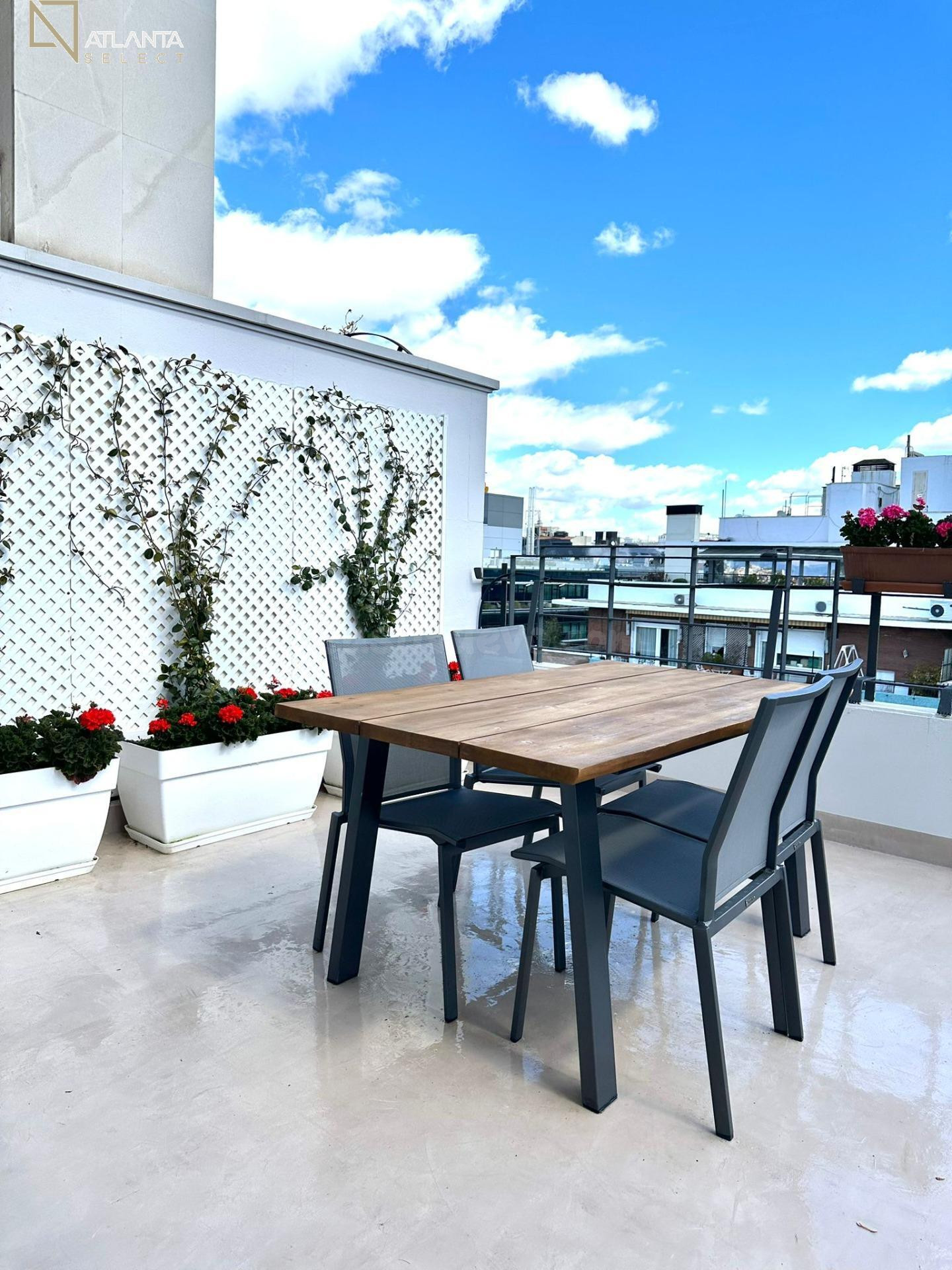 ESPECTACULAR ATICO CON TERRAZA DE 100M2 REFORMADO A ESTRENAR - foto 3