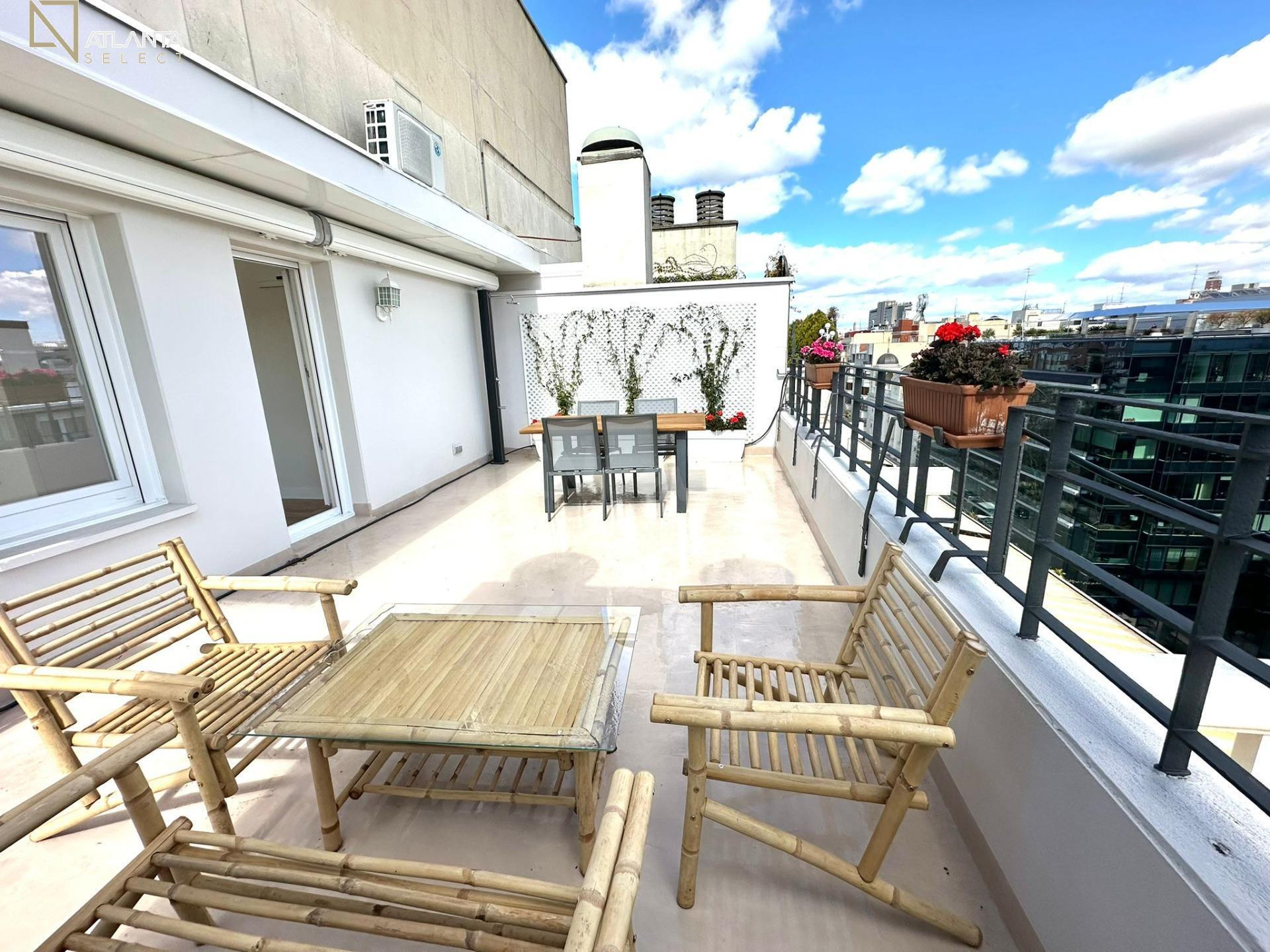 ESPECTACULAR ATICO CON TERRAZA DE 100M2 REFORMADO A ESTRENAR - foto 4