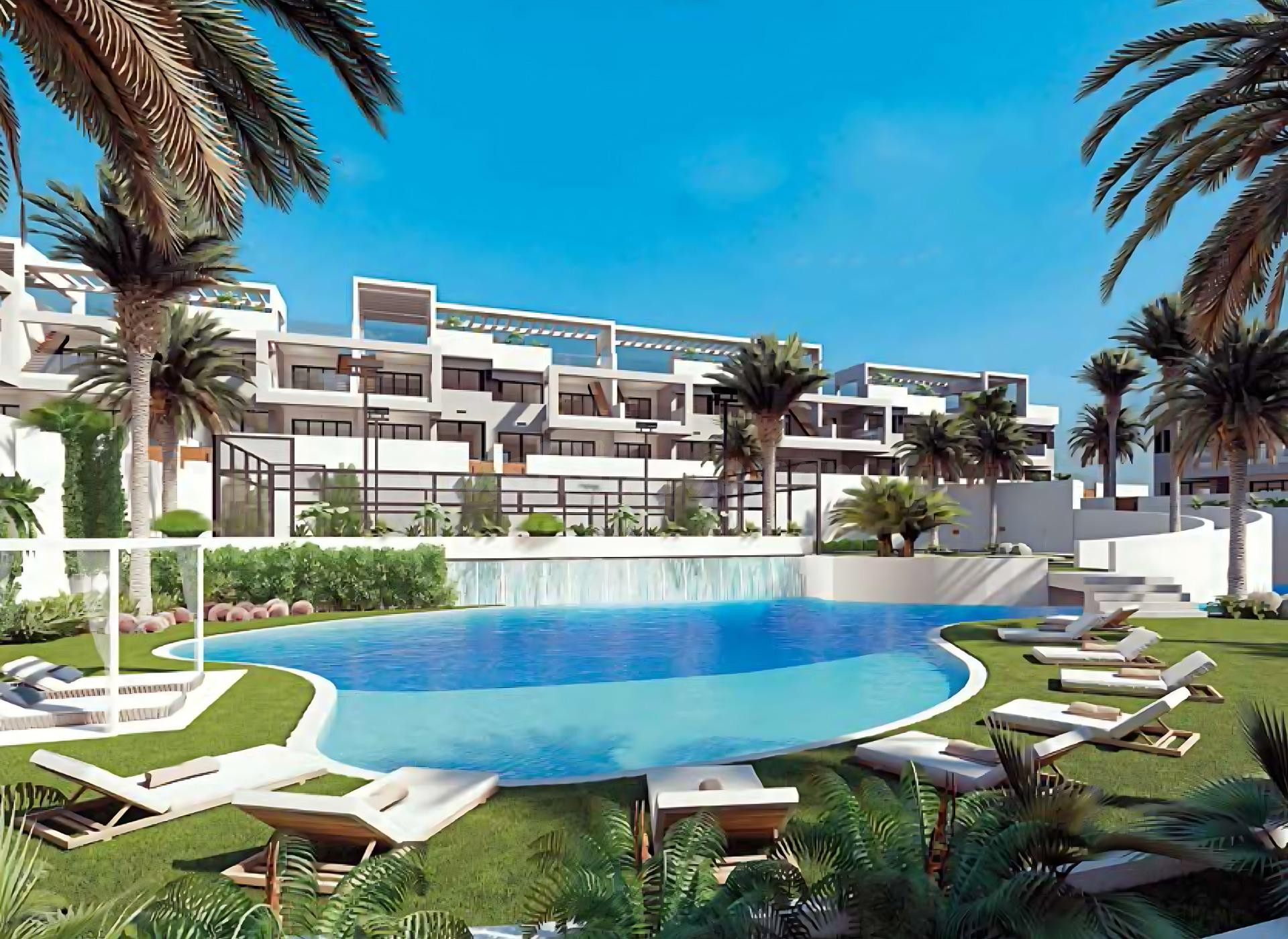 Bungalow en venta en Torrevieja – Obra nueva con terraza y p