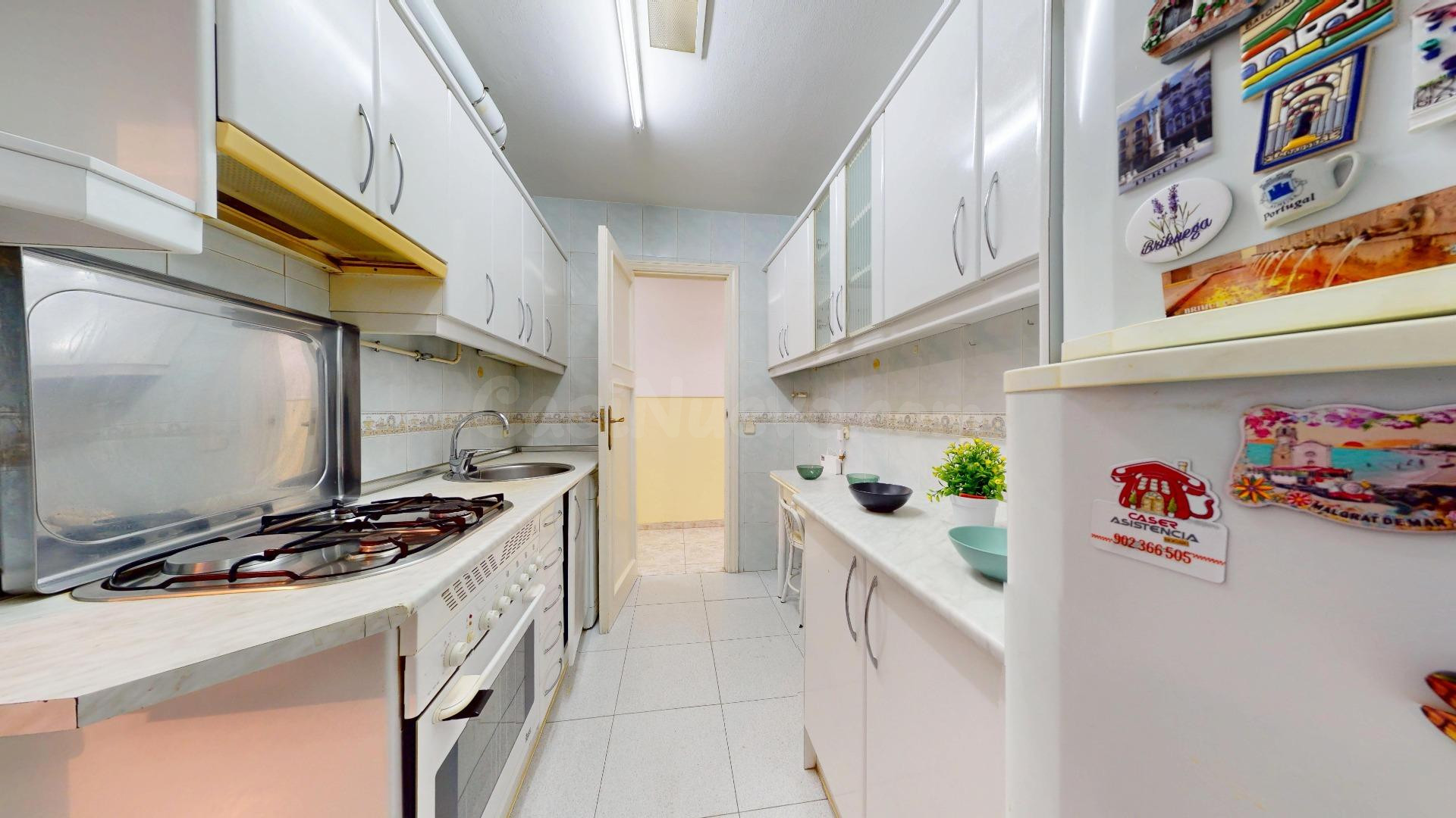Piso en chamberi de 69 m2 con ascensor. - foto 2