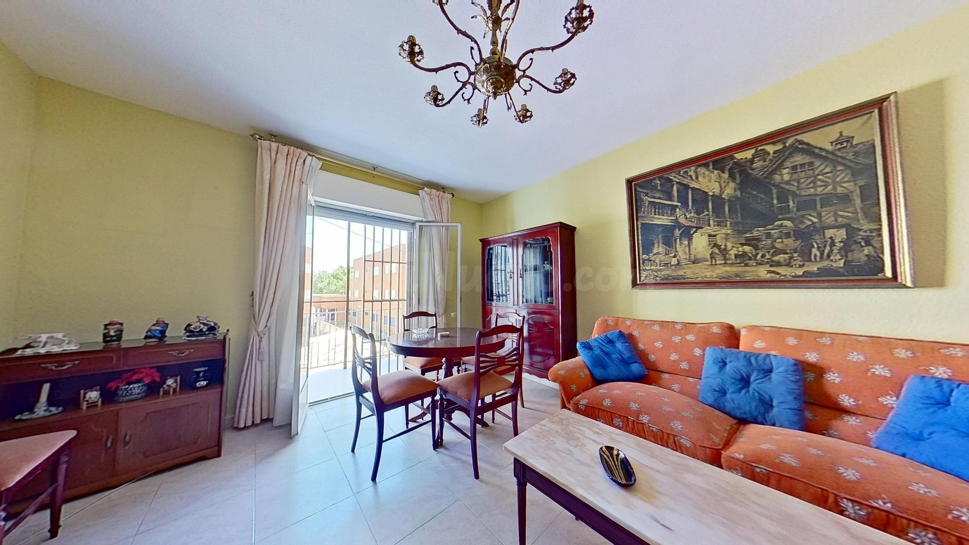 ¡Oportunidad Única en Madrid! Piso con Terraza ✨ - foto 2