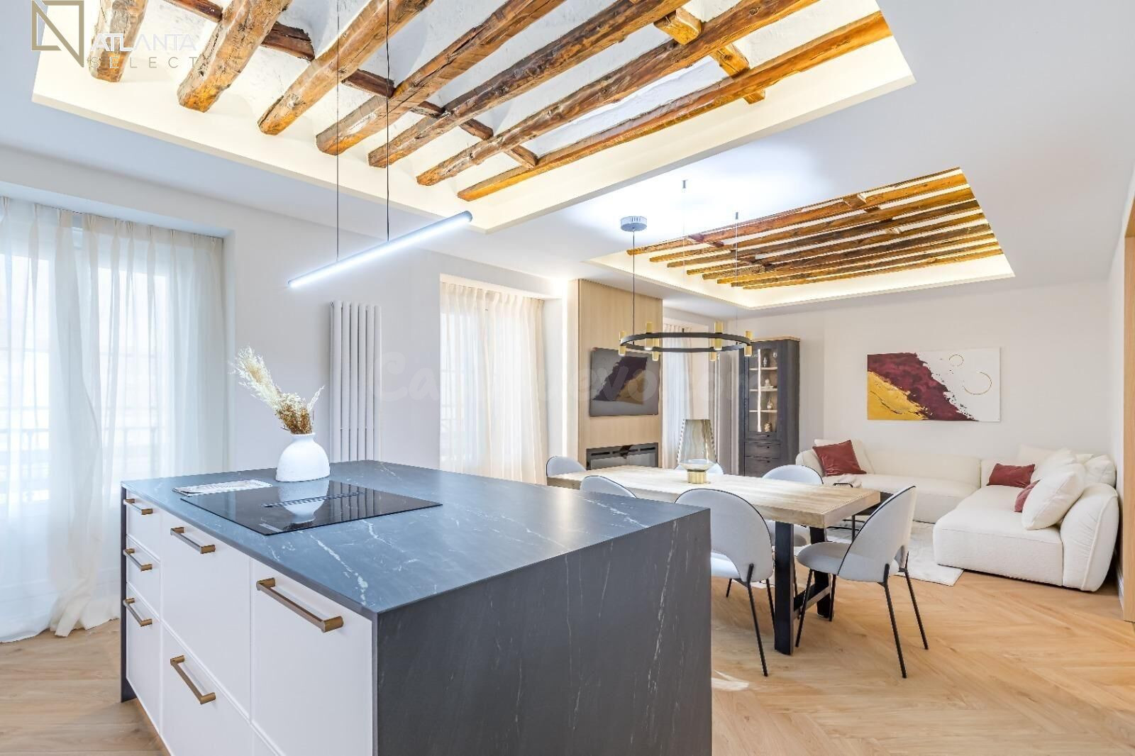 MODERNO PISO DE 3 DORMITORIOS Y 3 BAÑOS EN TRAFALGAR, CHAMBE - foto 2