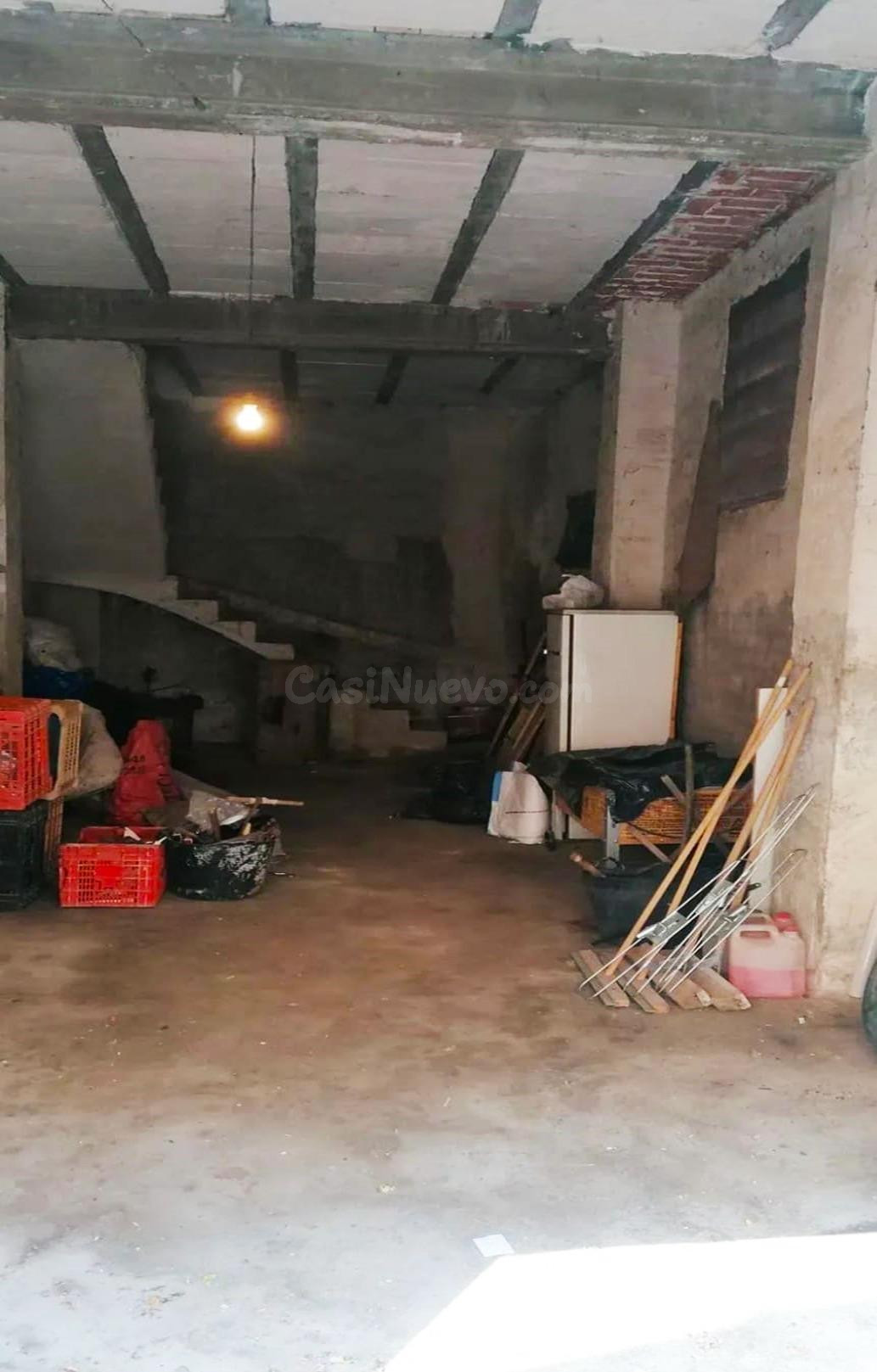 Garaje con posibilidad de Reformar a Vivienda en Quatretonde - foto 4