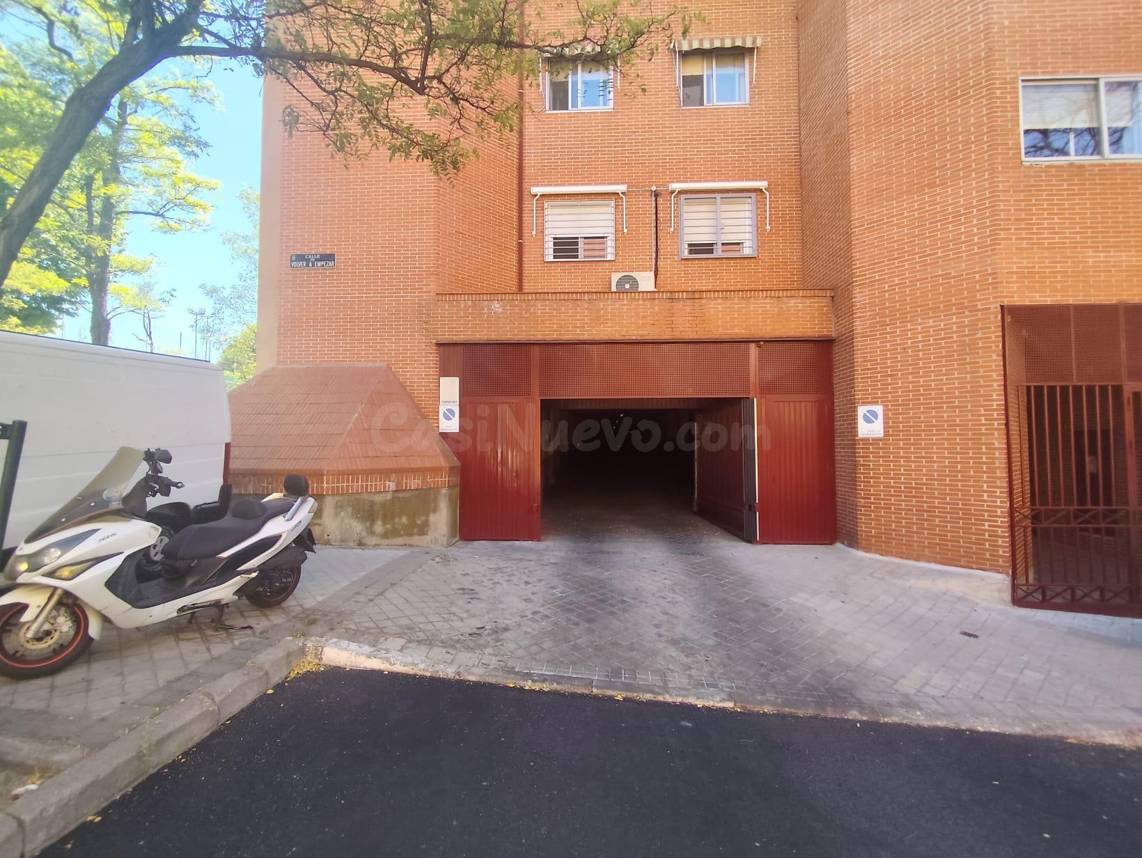 PLAZA DE GARAJE EN VALLECAS - foto 3