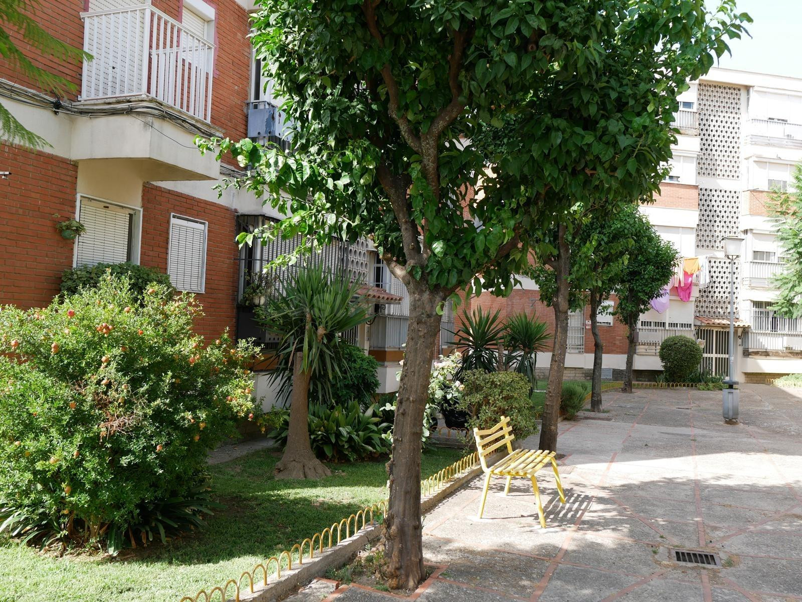 Piso reformado de 2 dormitorios en Barriada La Unión.