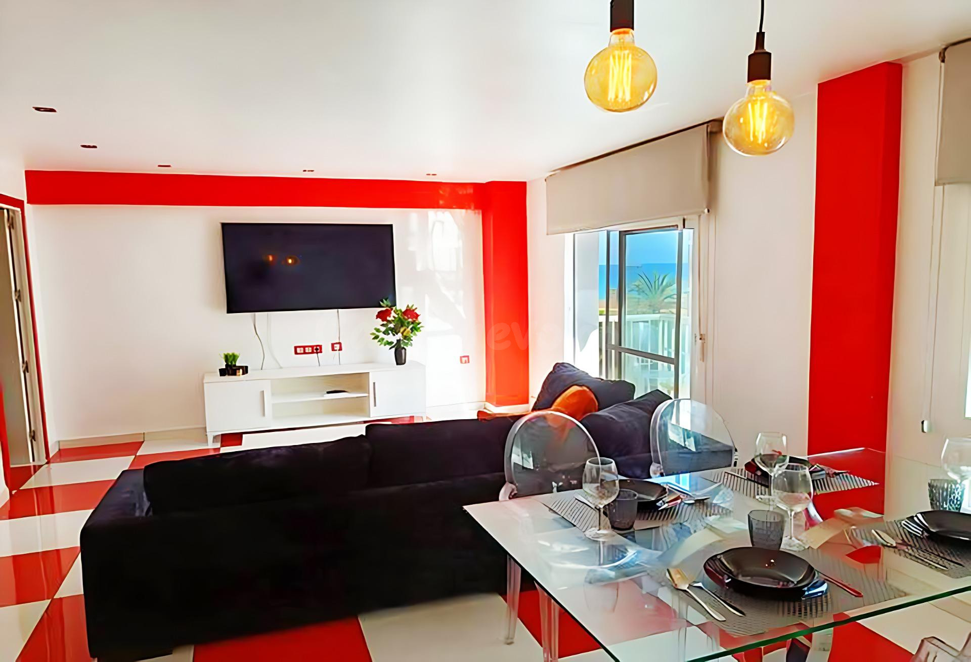 Piso reformado 2 hab. listo para entrar en Alicante – Centro - foto 2