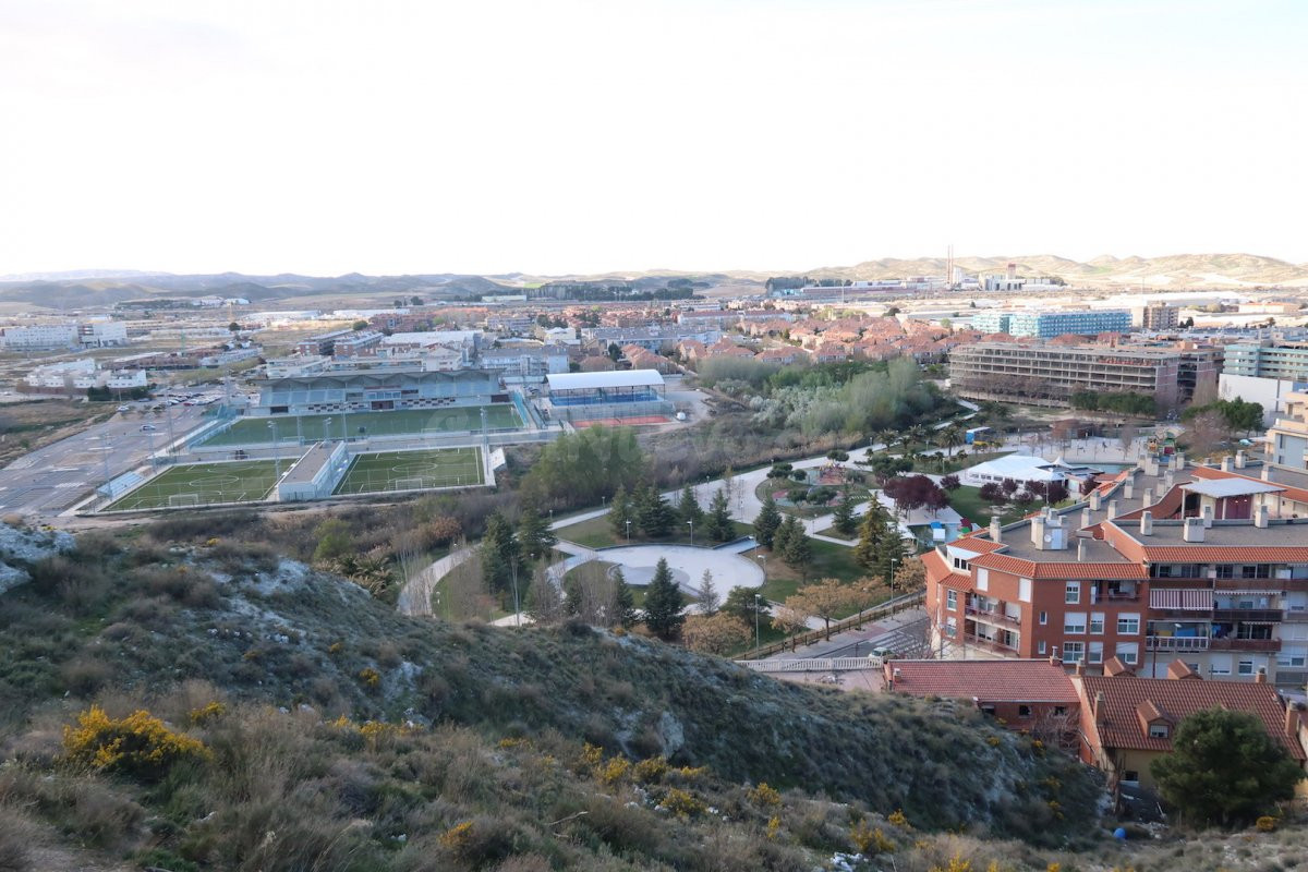 PARCELA URBANA en URB. AMELIA - CUARTE DE HUERVA - foto 2