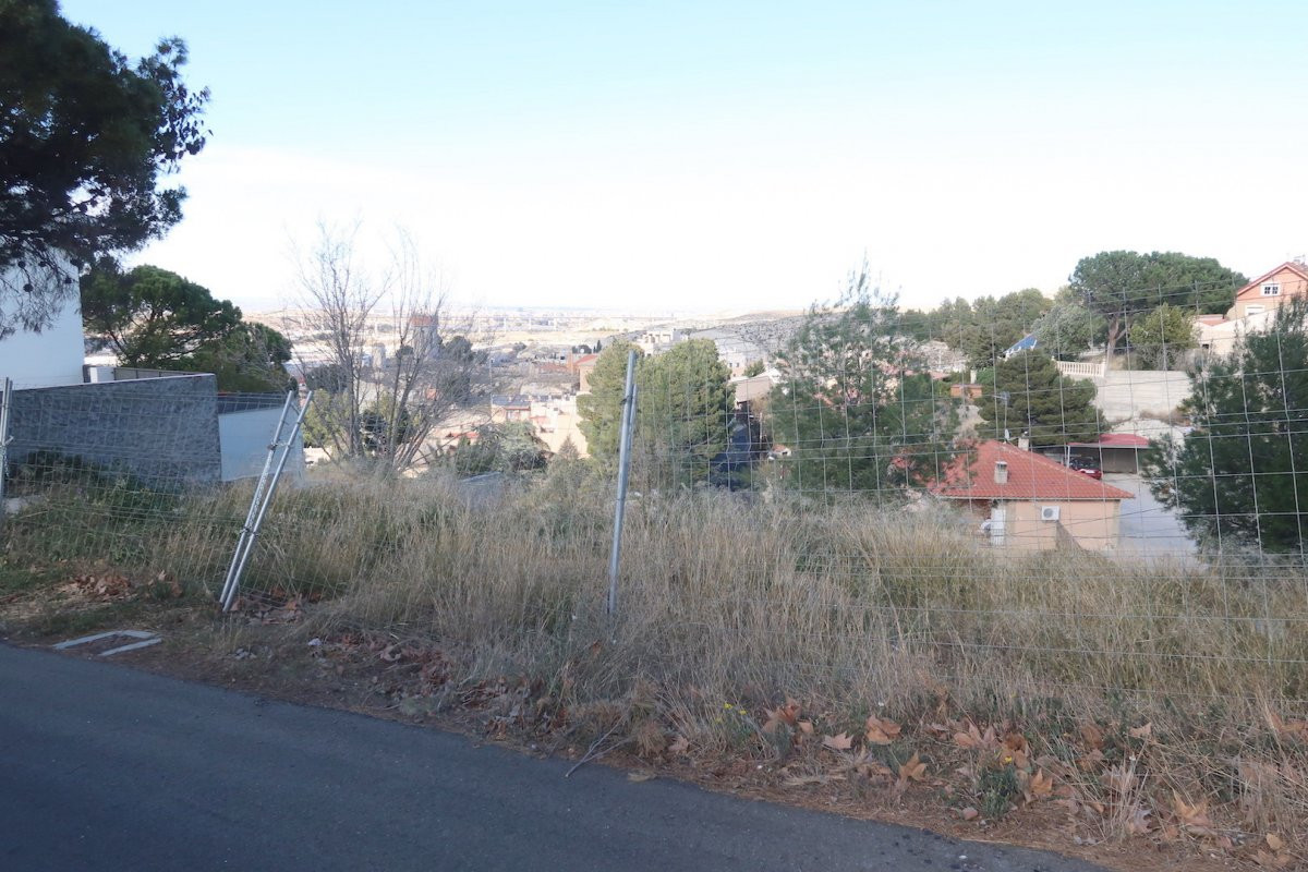 PARCELA URBANA en URB. AMELIA - CUARTE DE HUERVA - foto 4