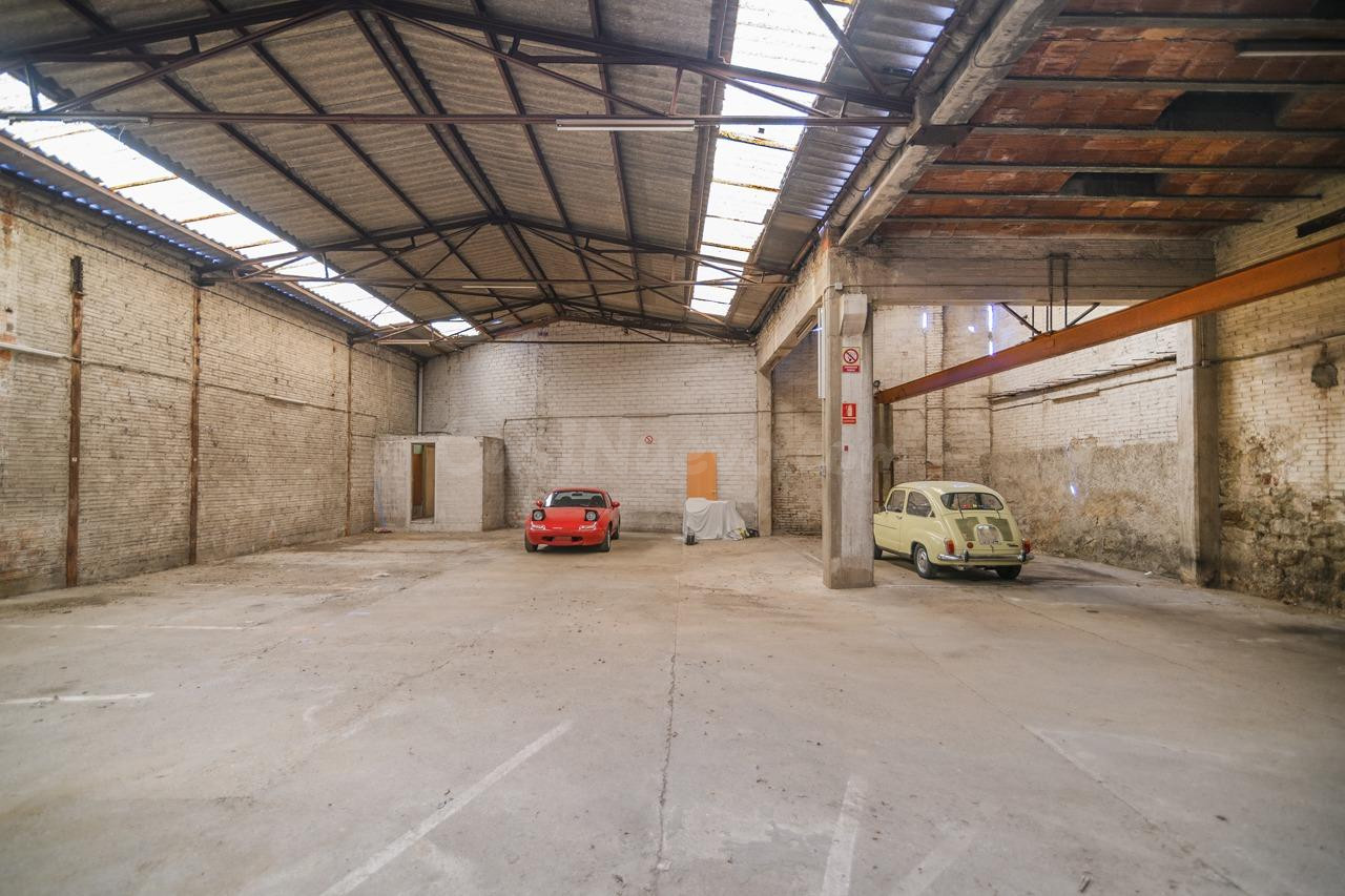 Casa 400m² en venta - Passeig de Pere III