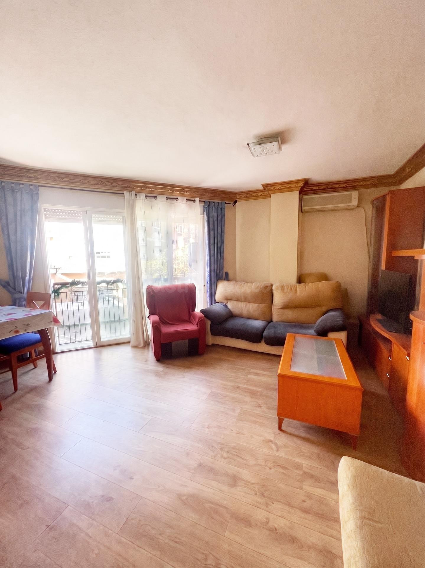 Piso VPO en venta en Santo Domingo, Alicante, 4 habitaciones - foto 2