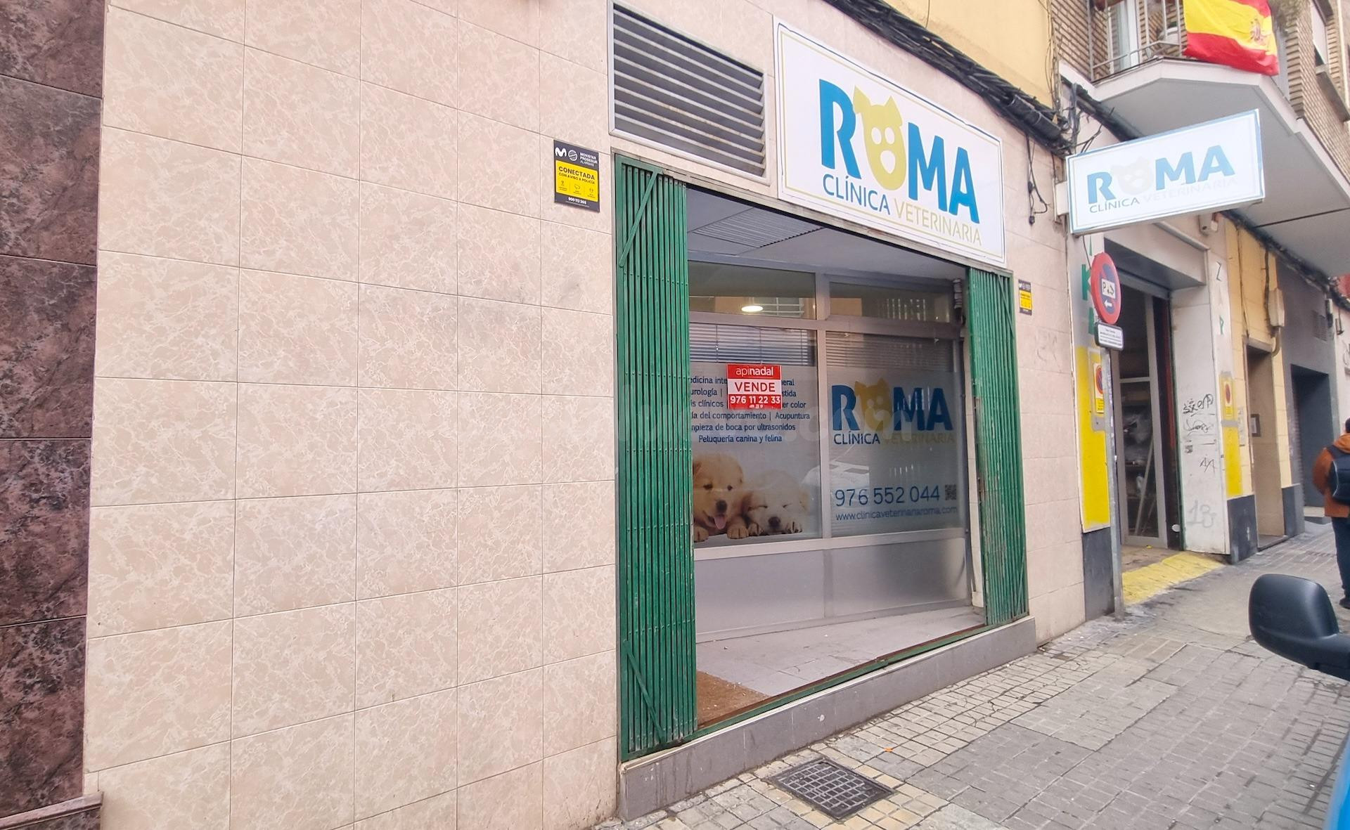 Local en venta en Calle Salamanca. Zaragoza