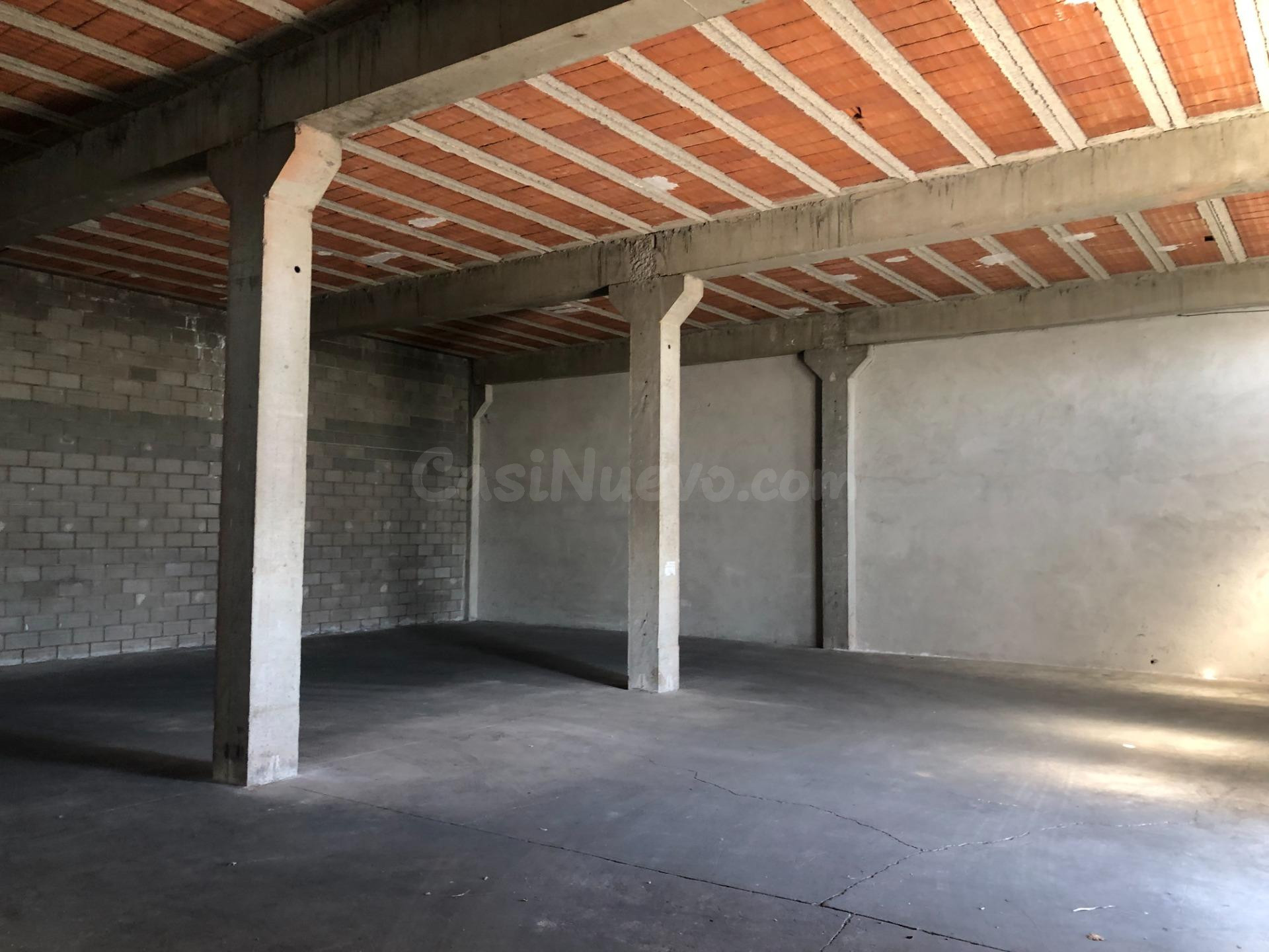 ALMACEN/NAVE DE ALQUILER EN POL. IND. ELS DOLORS DE MANRESA - foto 5