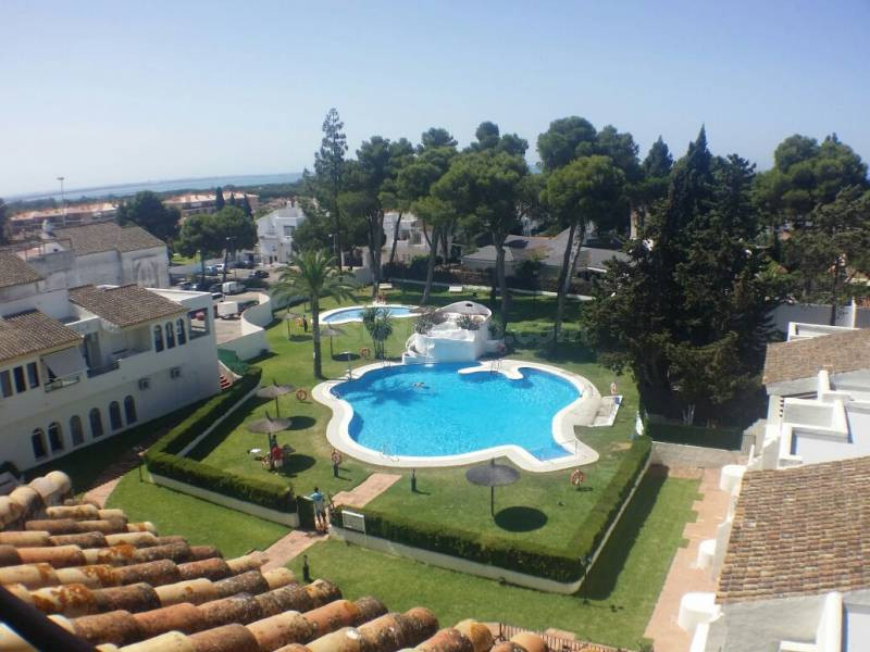 APARTAMENTO EN VISTAHERMOSA EN ALQUILER TMPORADA ESCOLAR