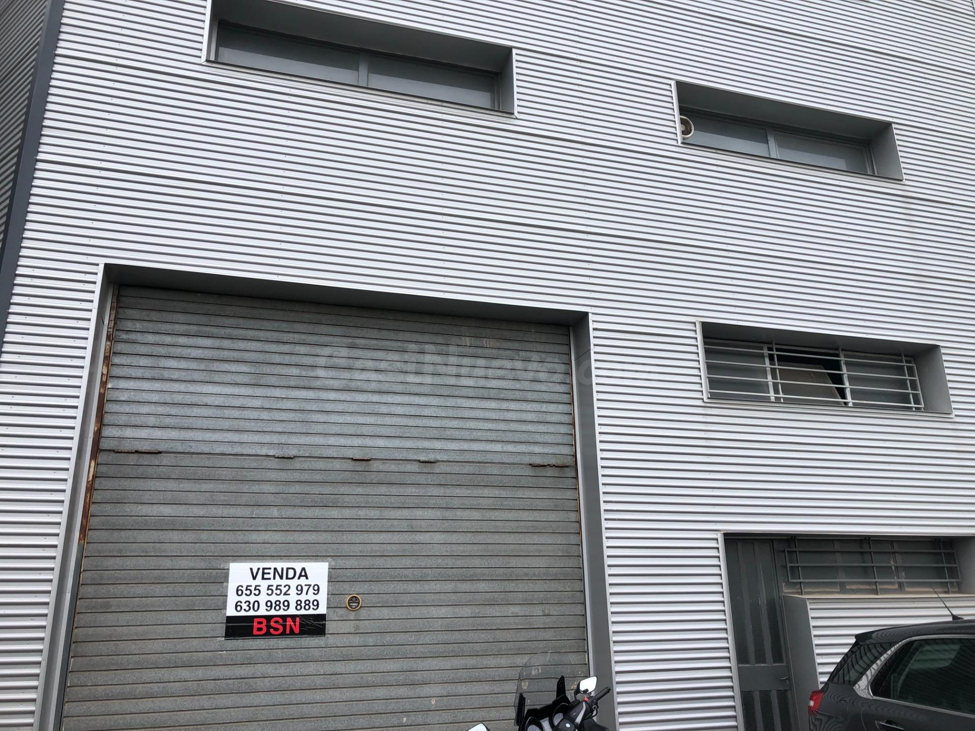 ALMACEN/NAU EN VENTA EN POL.IND. ELS DOLORS (ARRENDADA PARA 