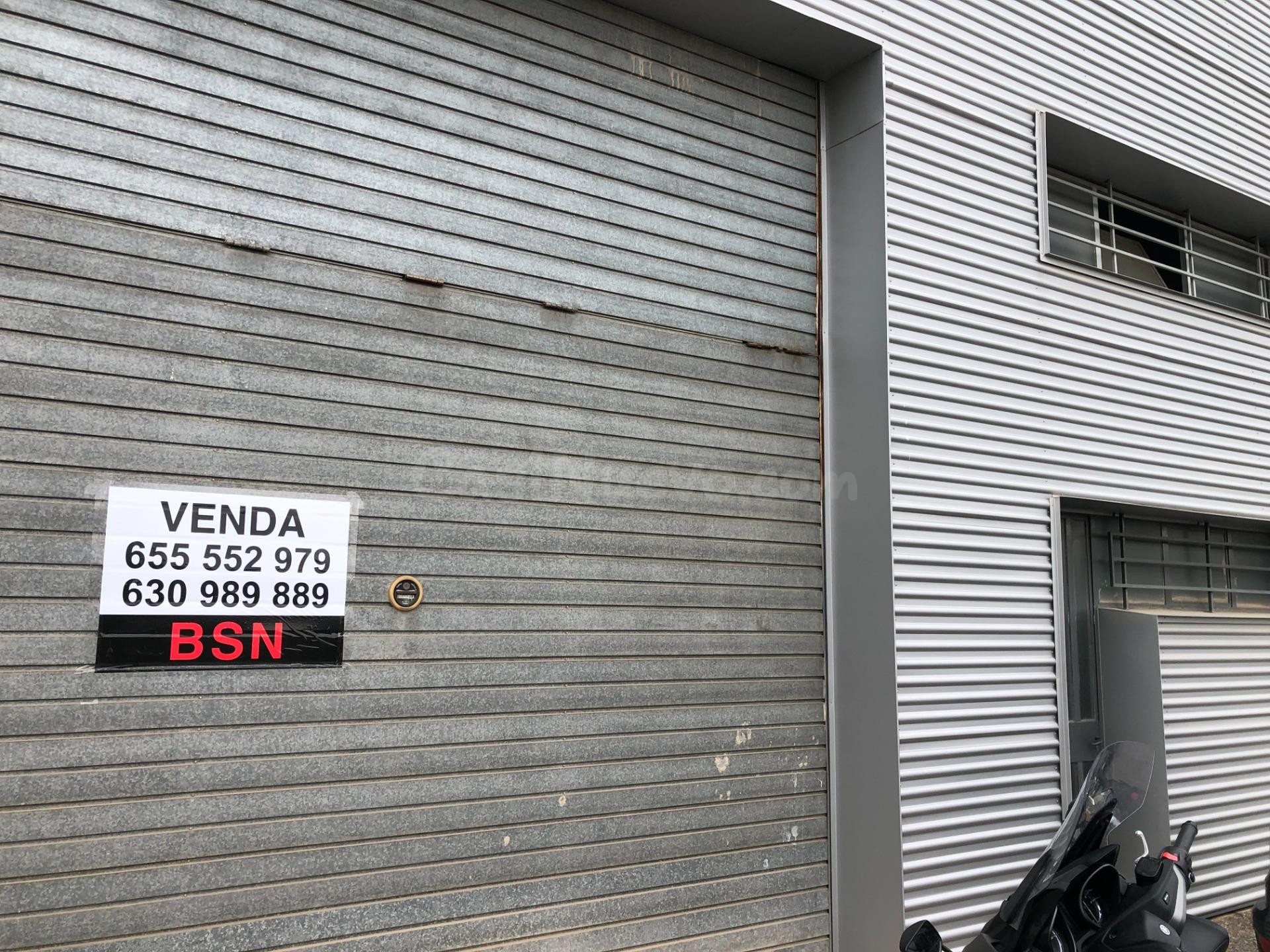 ALMACEN/NAU EN VENTA EN POL.IND. ELS DOLORS (ARRENDADA PARA  - foto 3