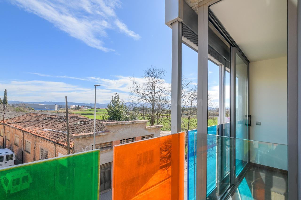 Tu hogar en Santpedor. Piso de 2 habitacions y parking opcio - foto 2