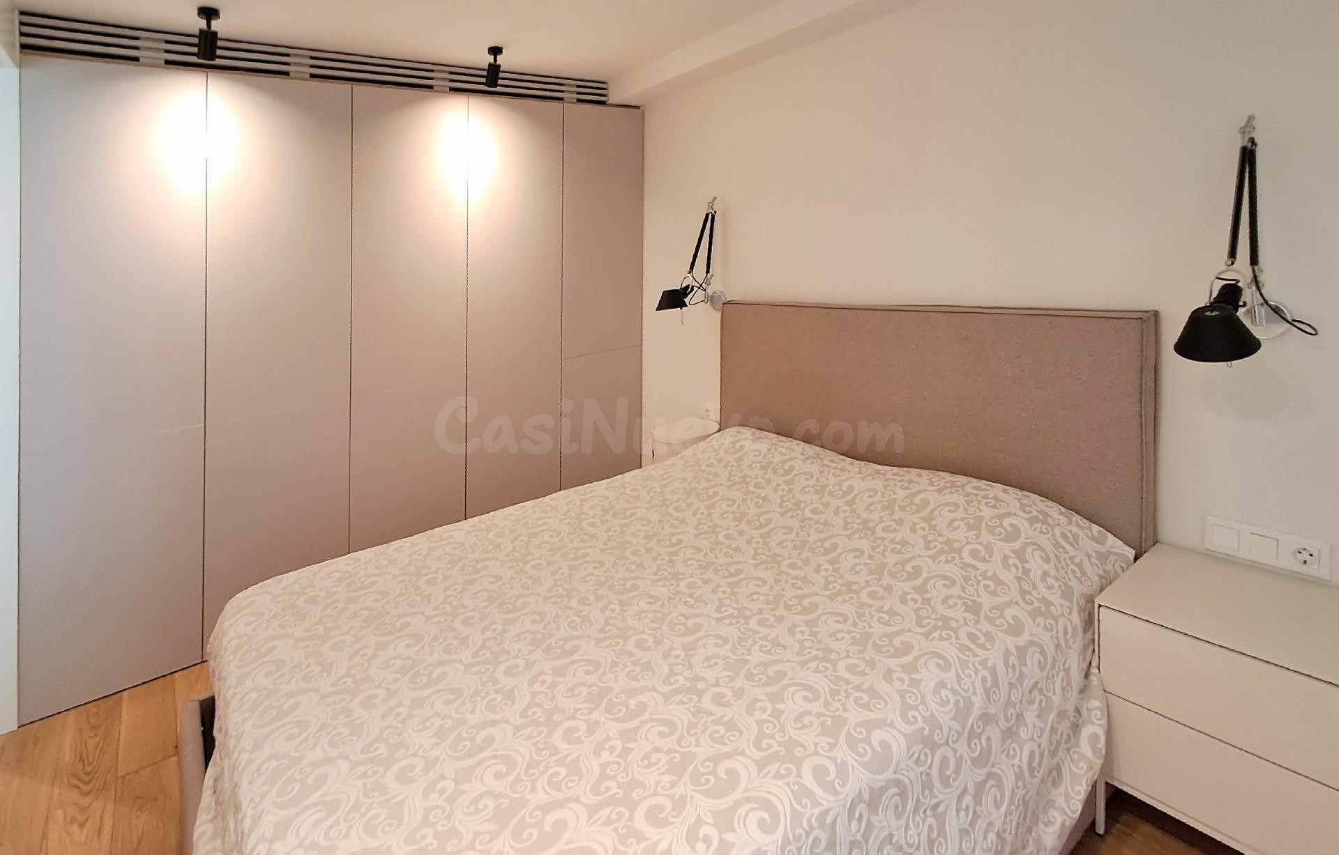 Moderno Apartamento Reformado en el Corazón de Alicante - foto 5