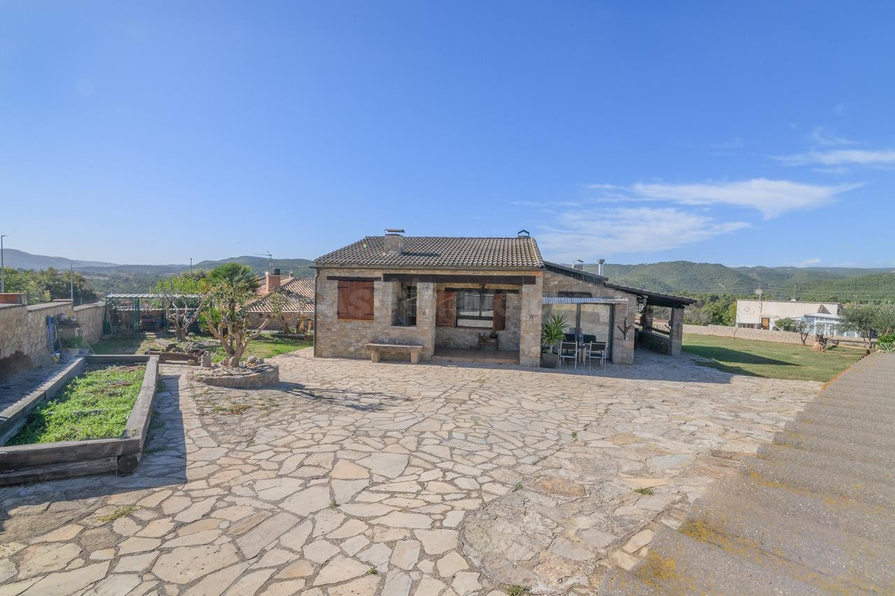 Canet de Fals: casa de piedra en planta baja con amplio porc - foto 2