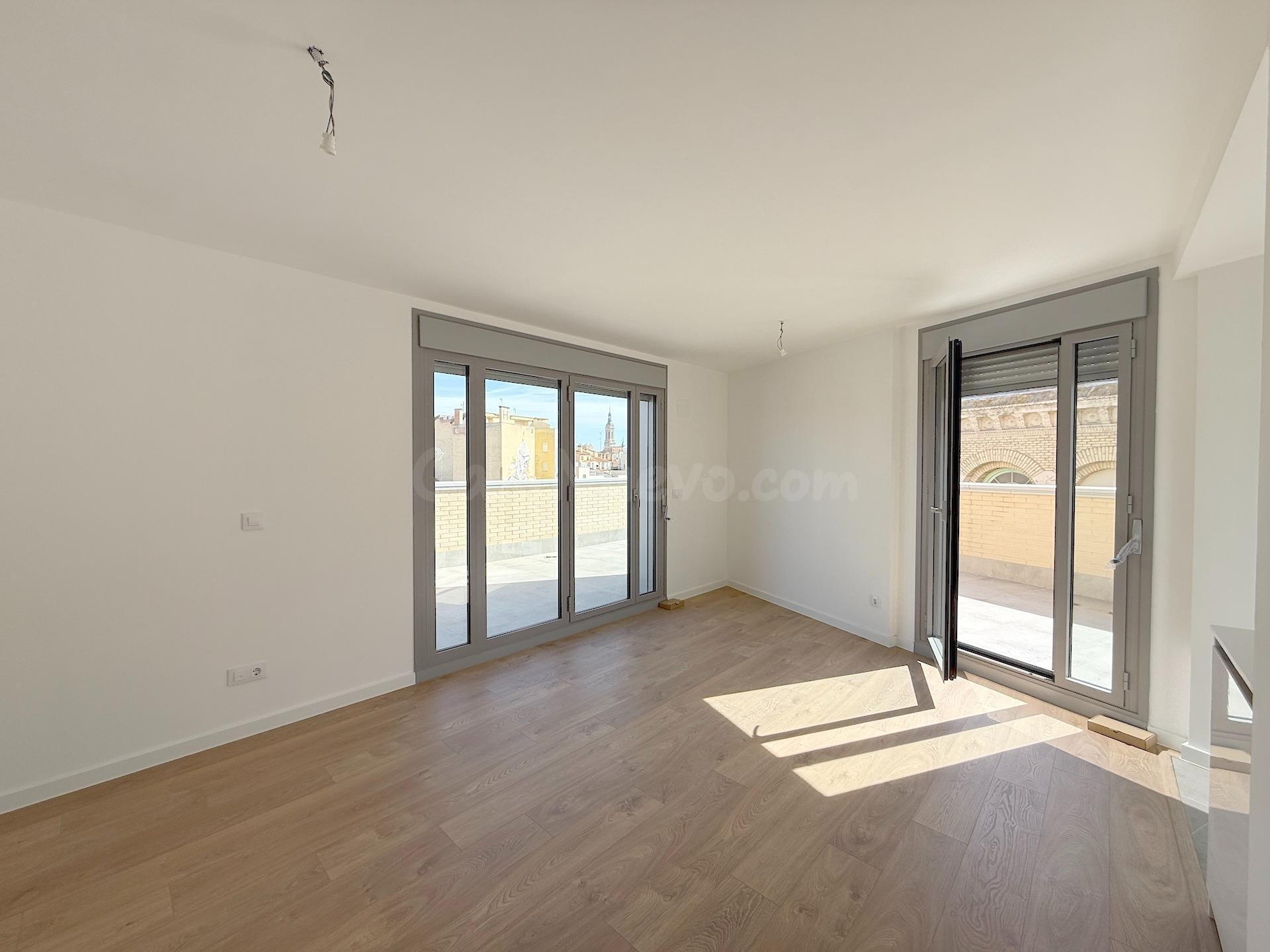Ático en venta en Ramón y Cajal. Zaragoza - foto 3