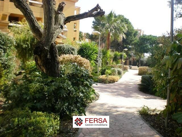 PRECIOSO APARTAMENTO EN EL ANCLA, MUY PRÓXIMO A LA PLAYA - foto 4