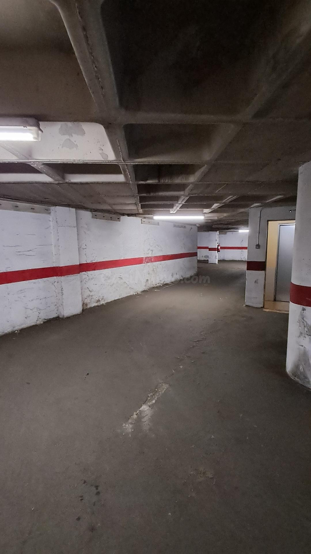 Garaje en Venta en el Corazón de Alicante - Santo Domingo - foto 5