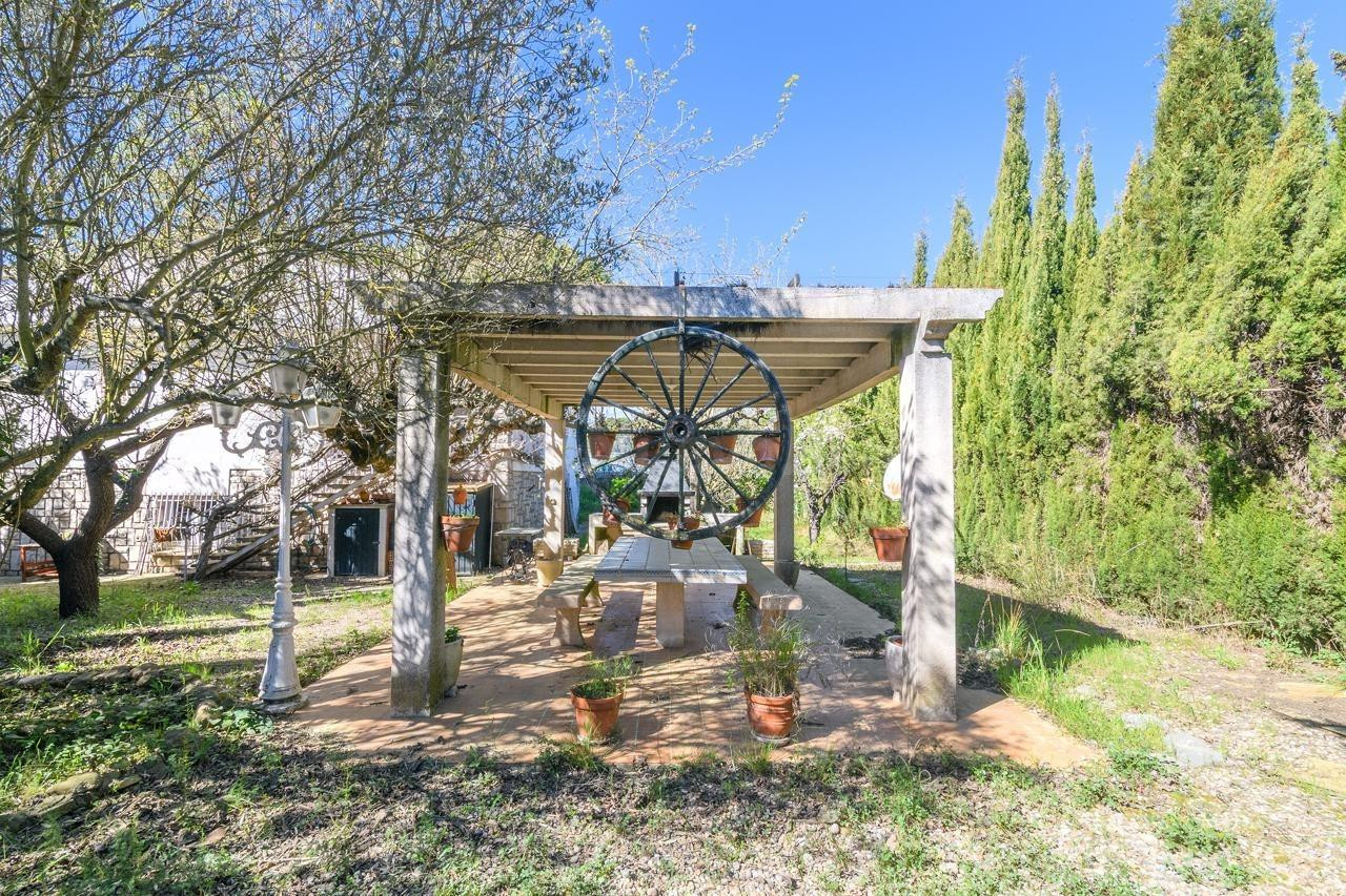 CASA DE 1774 m2 DE PARCELA, PISCINA Y PISTA DE TENIS EN VENT - foto 4