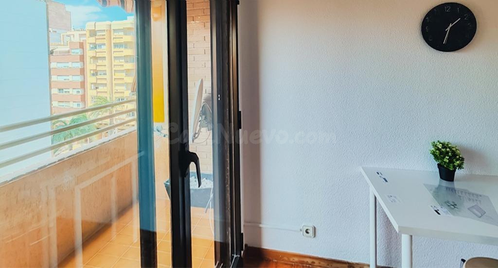 Amplio y Luminoso Piso en el Centro de Alicante – Ideal para