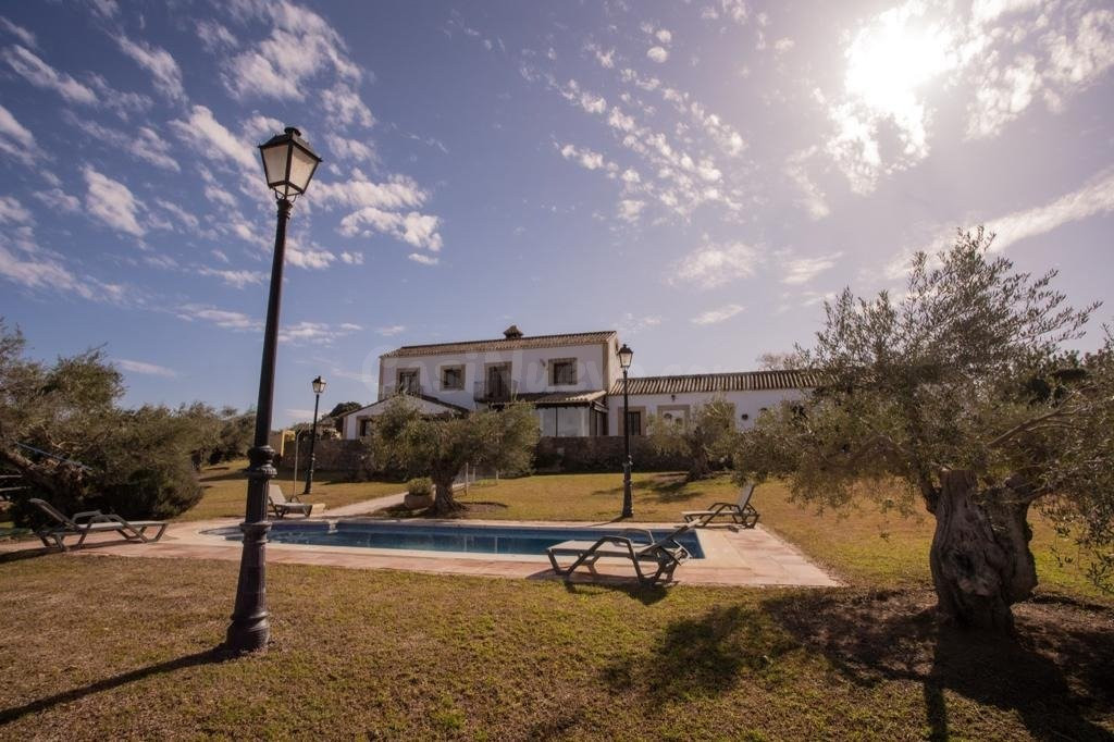 FANTASTICO CORTIJO EN ARCOS DE LA FRONTERA - foto 4