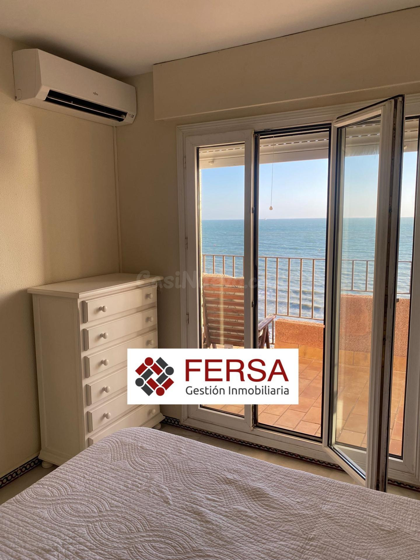 PISO FRONTAL AL MAR EN FUENTEBRAVIA EN ALQUILER ANUAL A PART - foto 5