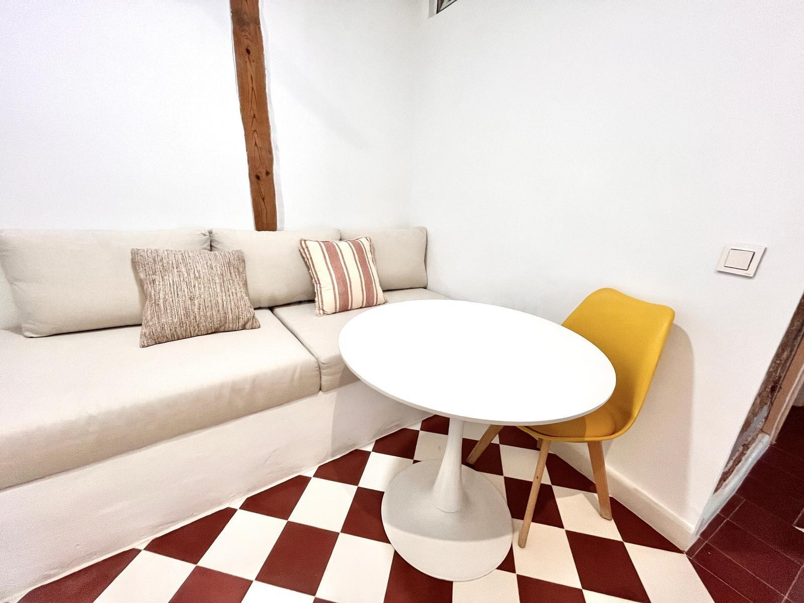 Piso 2 habitaciones 87m² en alquiler - Centro - foto 2