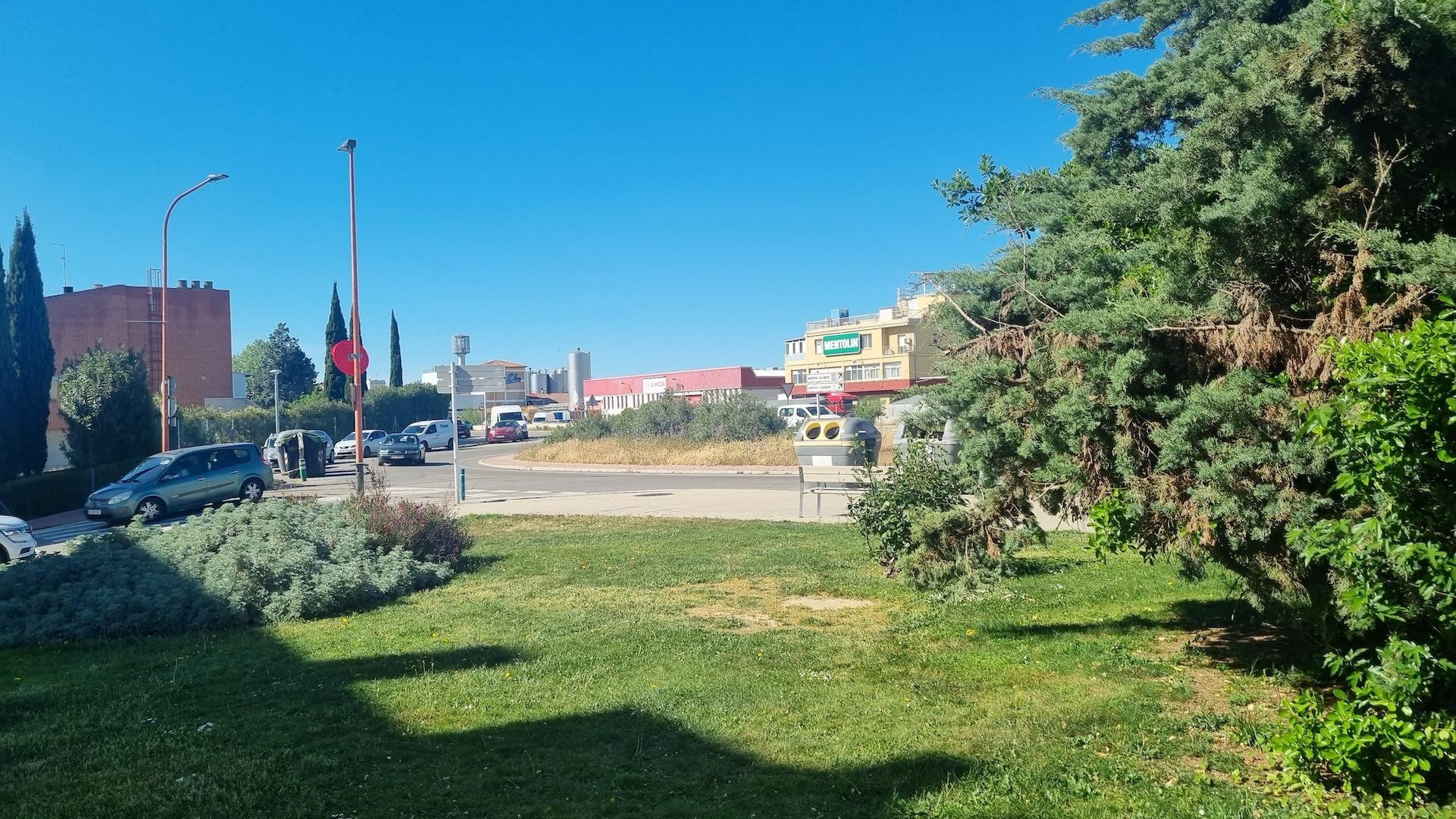 Local en venta en Utebo-Malpica. Gustavo Adolfo Bécquer. - foto 5
