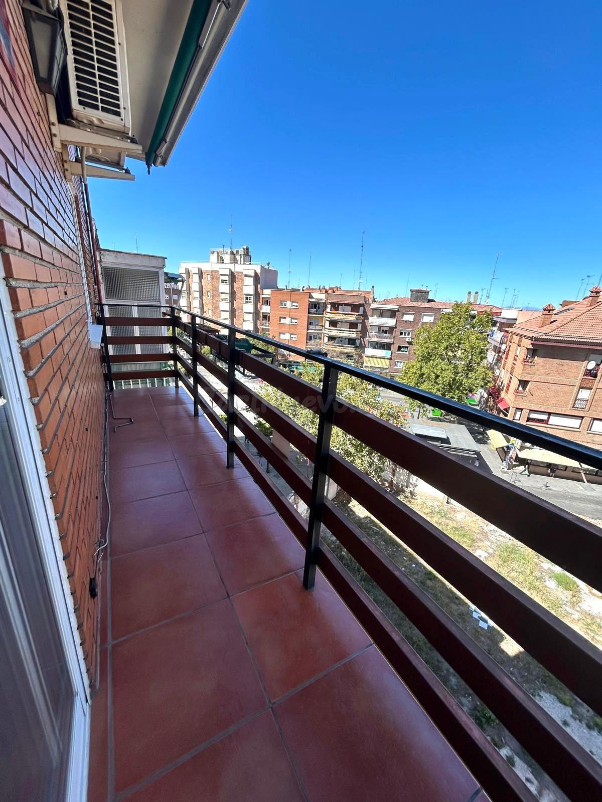 AVC INMOBILIARIO VENDE PISO