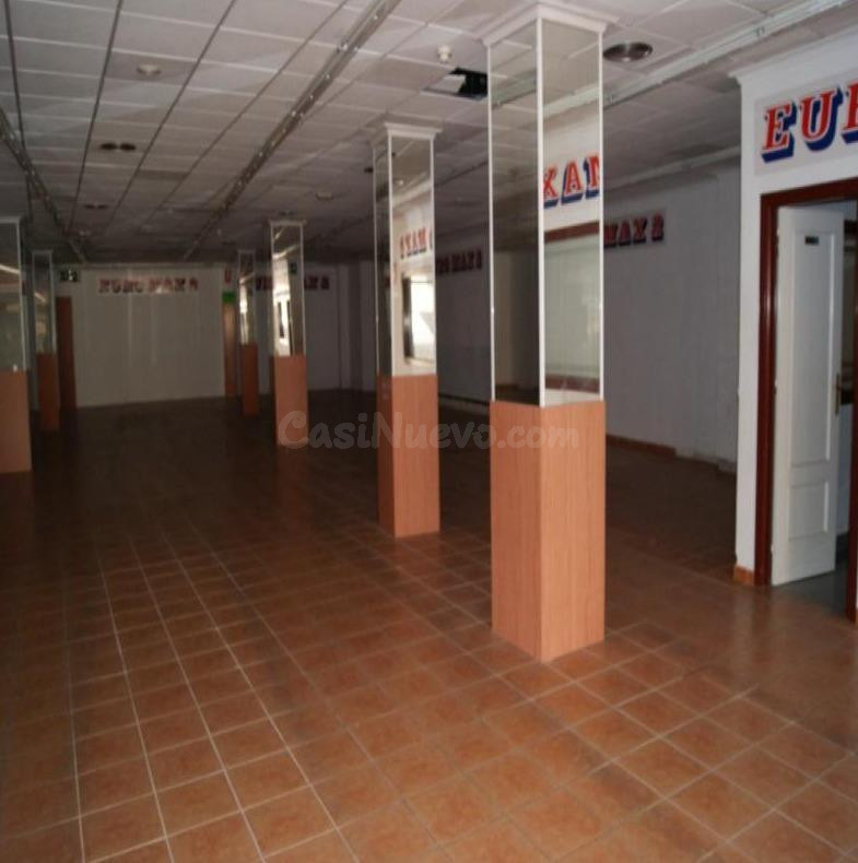 Local comercial 131m² en venta - Centro - foto 2