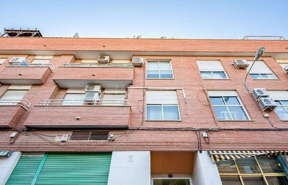 ¡Oportunidad de Inversión! Local Comercial en Rentabilidad – - foto 2