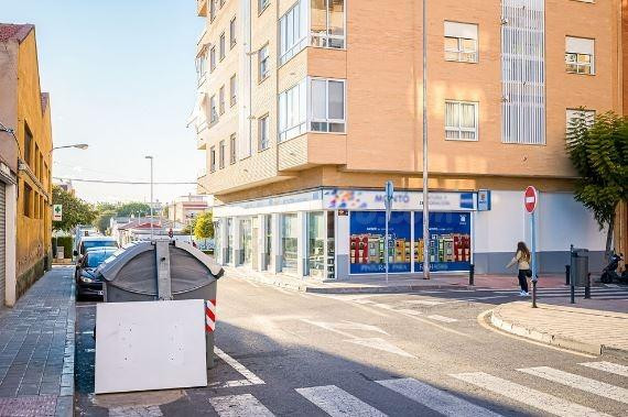¡Oportunidad de Inversión! Local Comercial en Rentabilidad – - foto 5