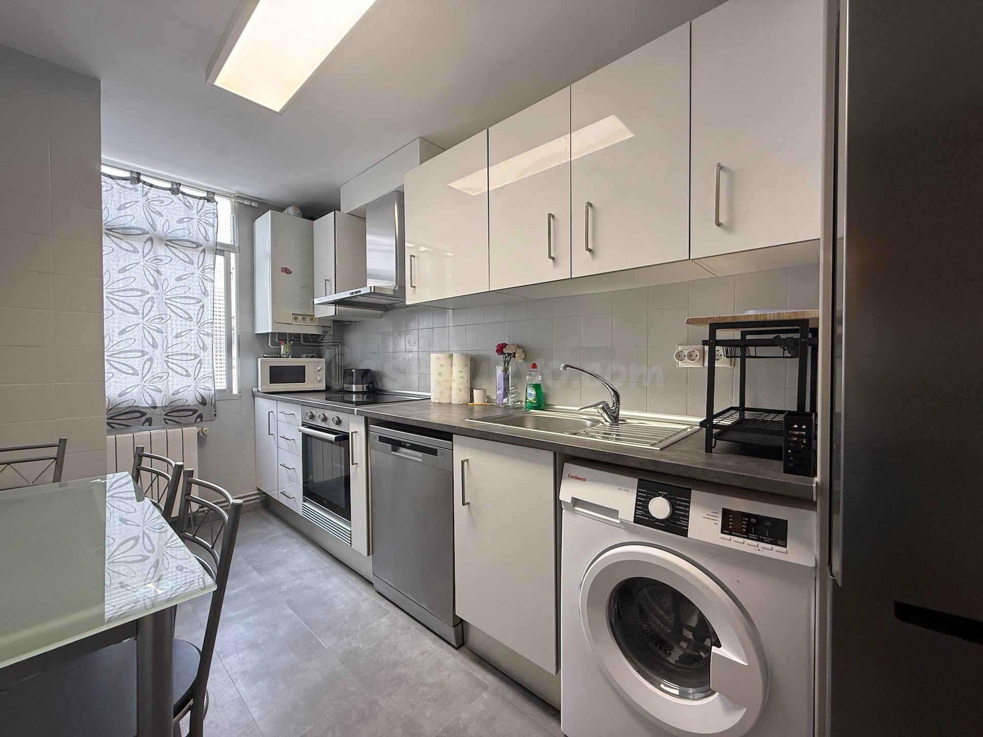 Piso en venta en Calle La Paz, Zaragoza - foto 3