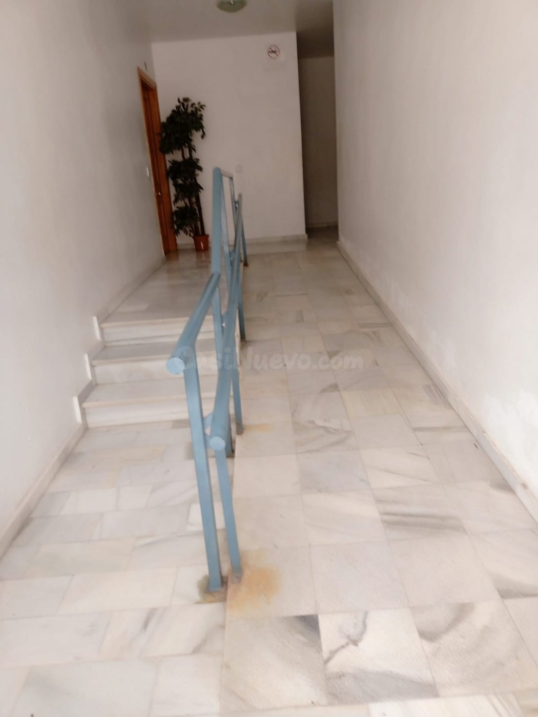 PISO DE 3 DORMITORIO, 1 BAÑO CON ASCENSOR, TOTALMENTE AMUEBL - foto 2