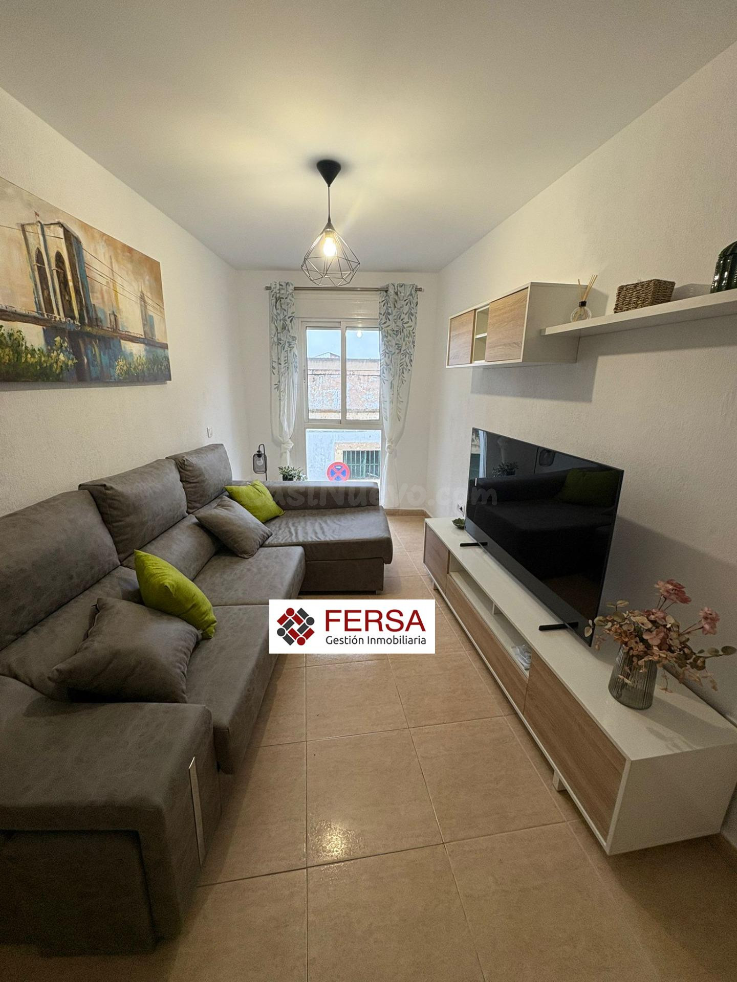 PISO EN ALQUILER TEMPORADA ESCOLAR EN EL CASCO HISTÓRICO - foto 4