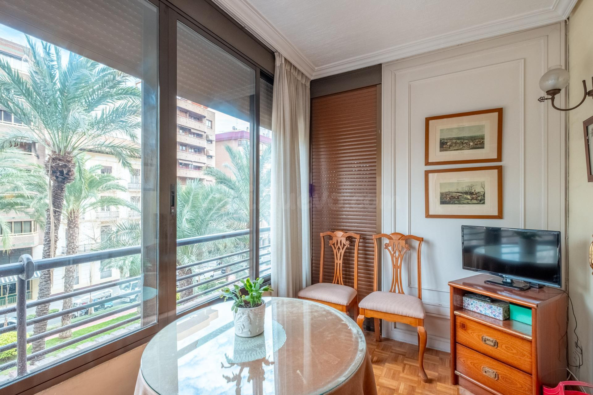 Exclusiva vivienda en pleno centro de Alicante - foto 3