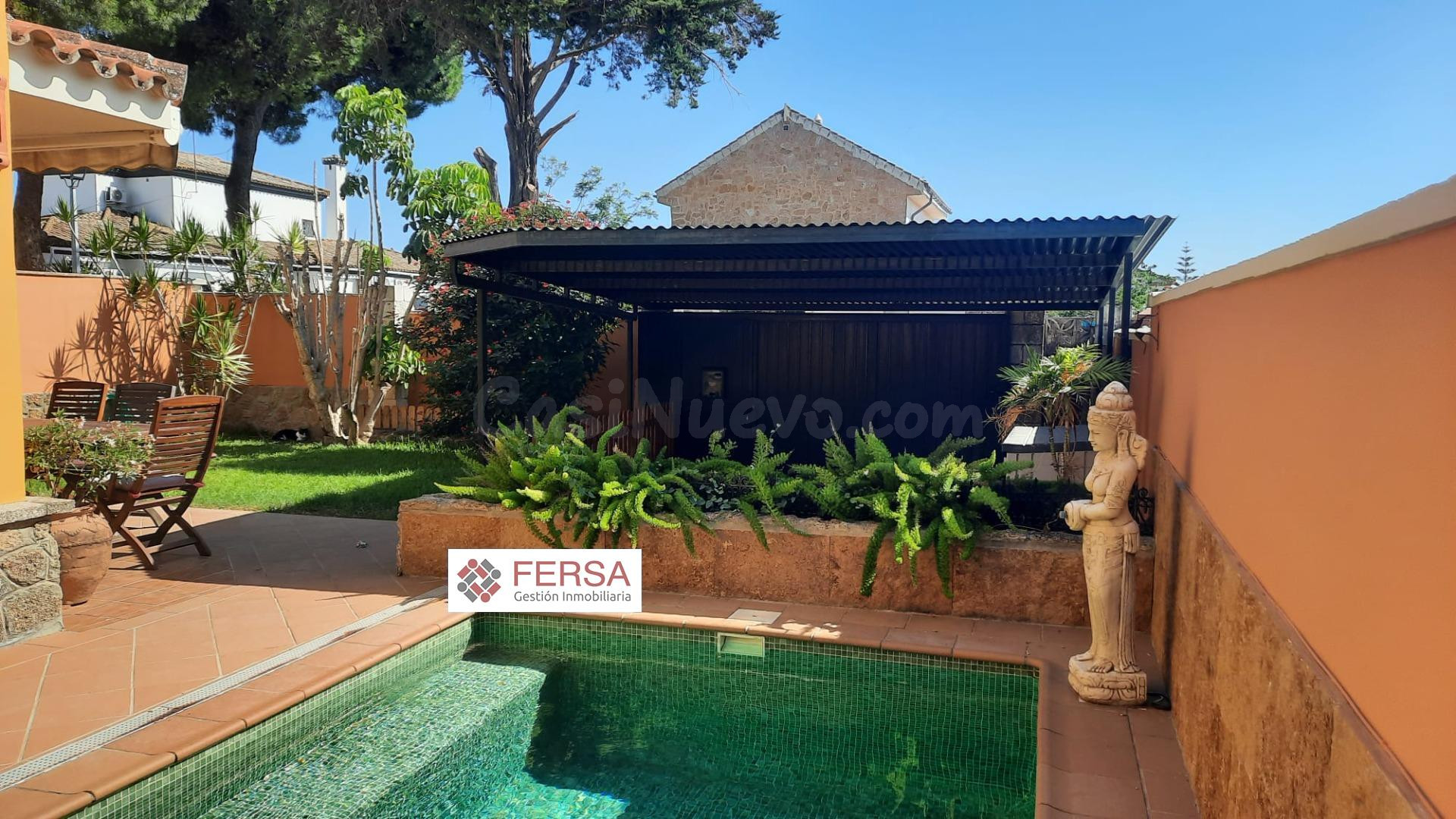 CHALET PAREADO A LA VENTA EN LA ZONA DE EL CARMEN - CUATRO P - foto 3