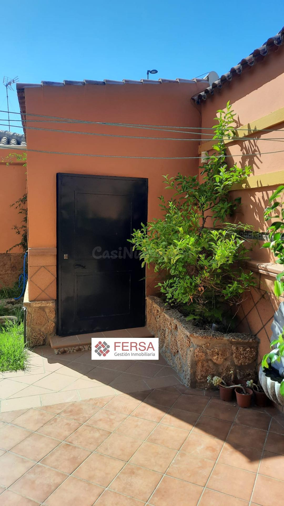 CHALET PAREADO A LA VENTA EN LA ZONA DE EL CARMEN - CUATRO P - foto 5