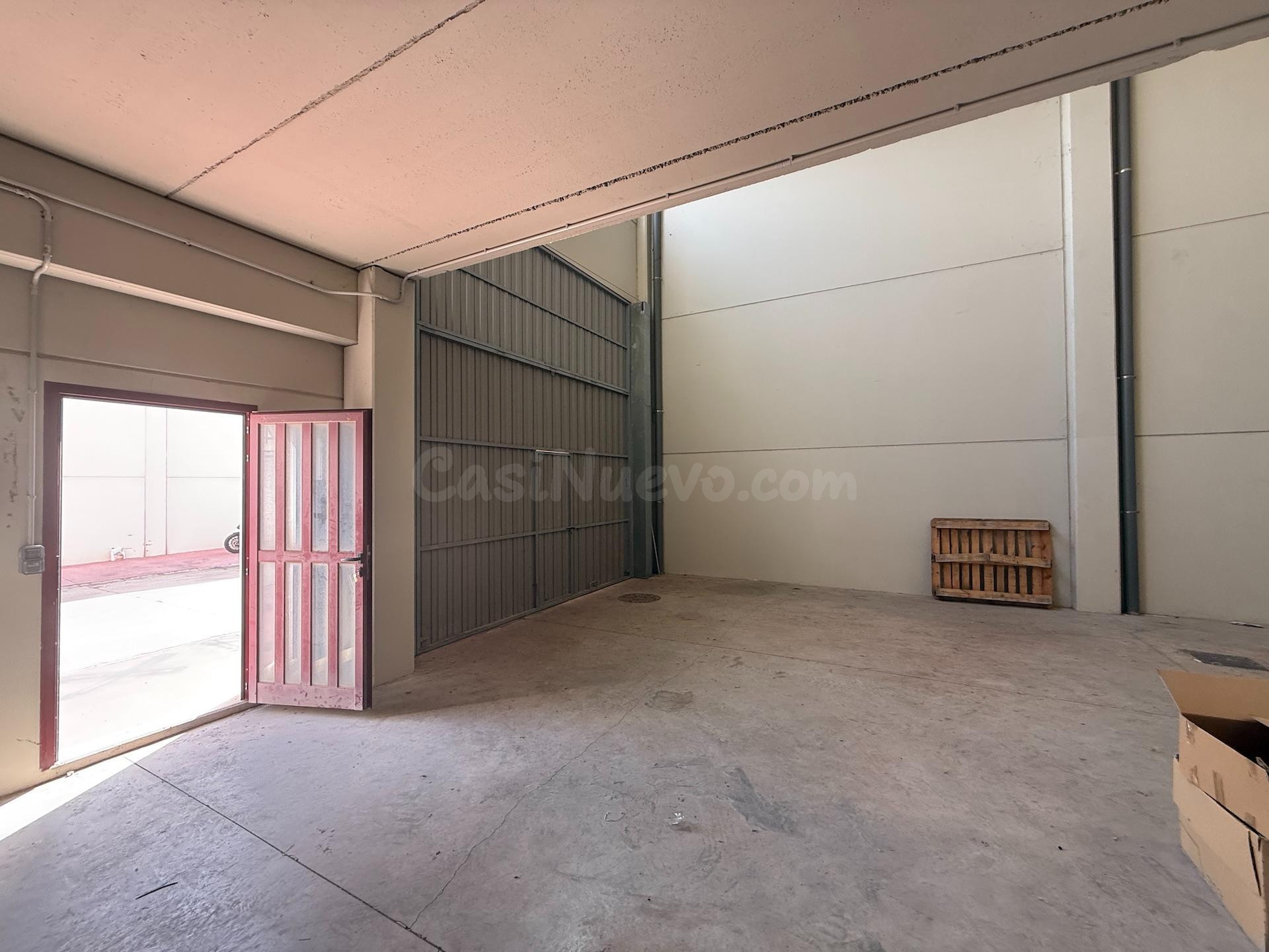 OPORTUNIDAD DE INVERSIÓN: NAVE INDUSTRIAL EN POLÍGONO EMPRES - foto 5