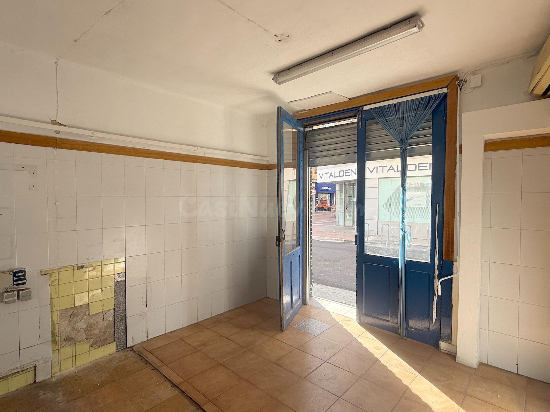 LOCAL COMERCIAL CON GRANDES POSIBILIDADES DE NEGOCIO E INVER - foto 3
