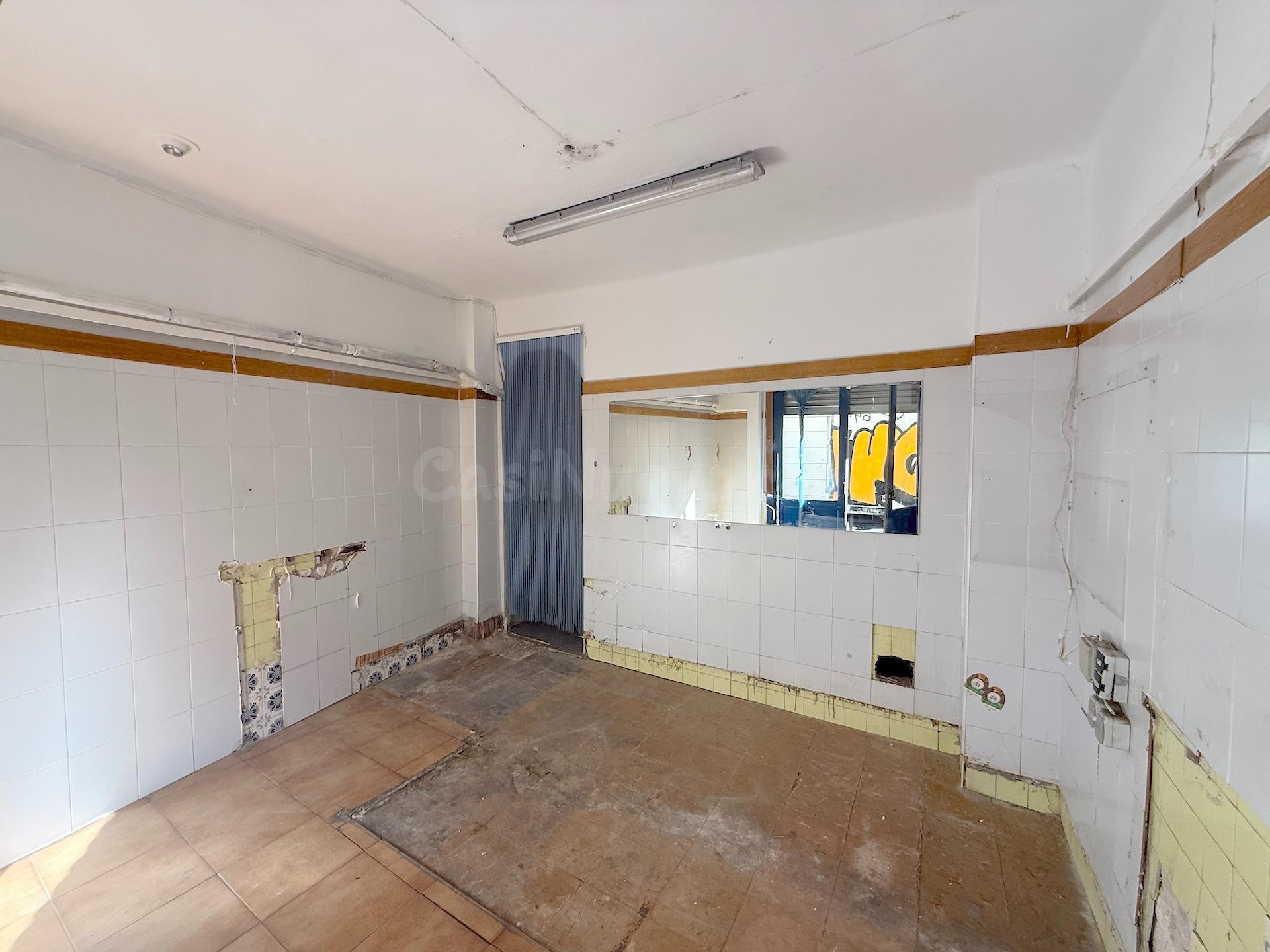 LOCAL COMERCIAL CON GRANDES POSIBILIDADES DE NEGOCIO E INVER - foto 5